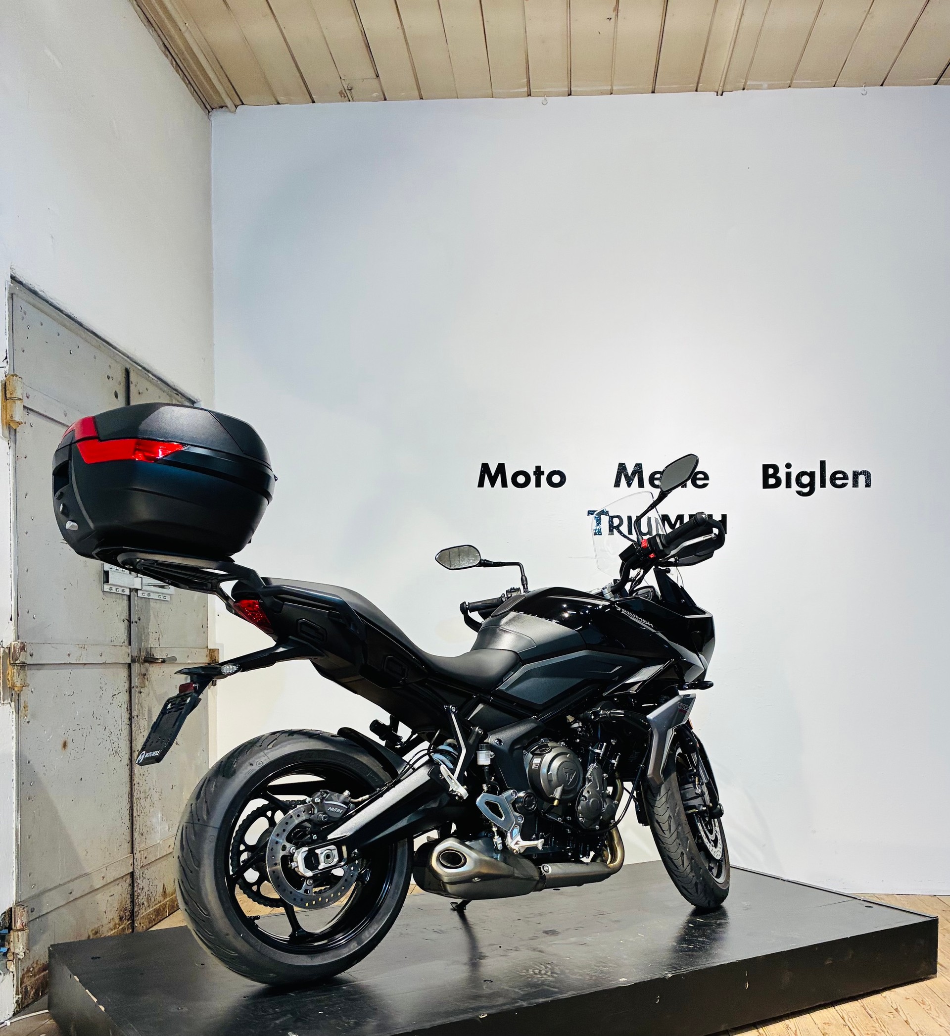 TRIUMPH Trident 660-image-8