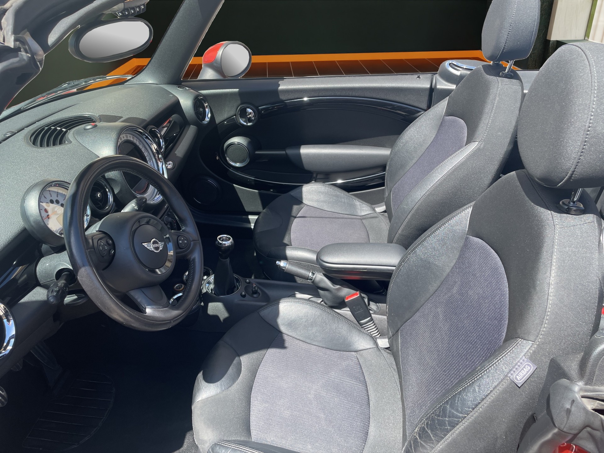 MINI Cooper S Cabriolet-image-9