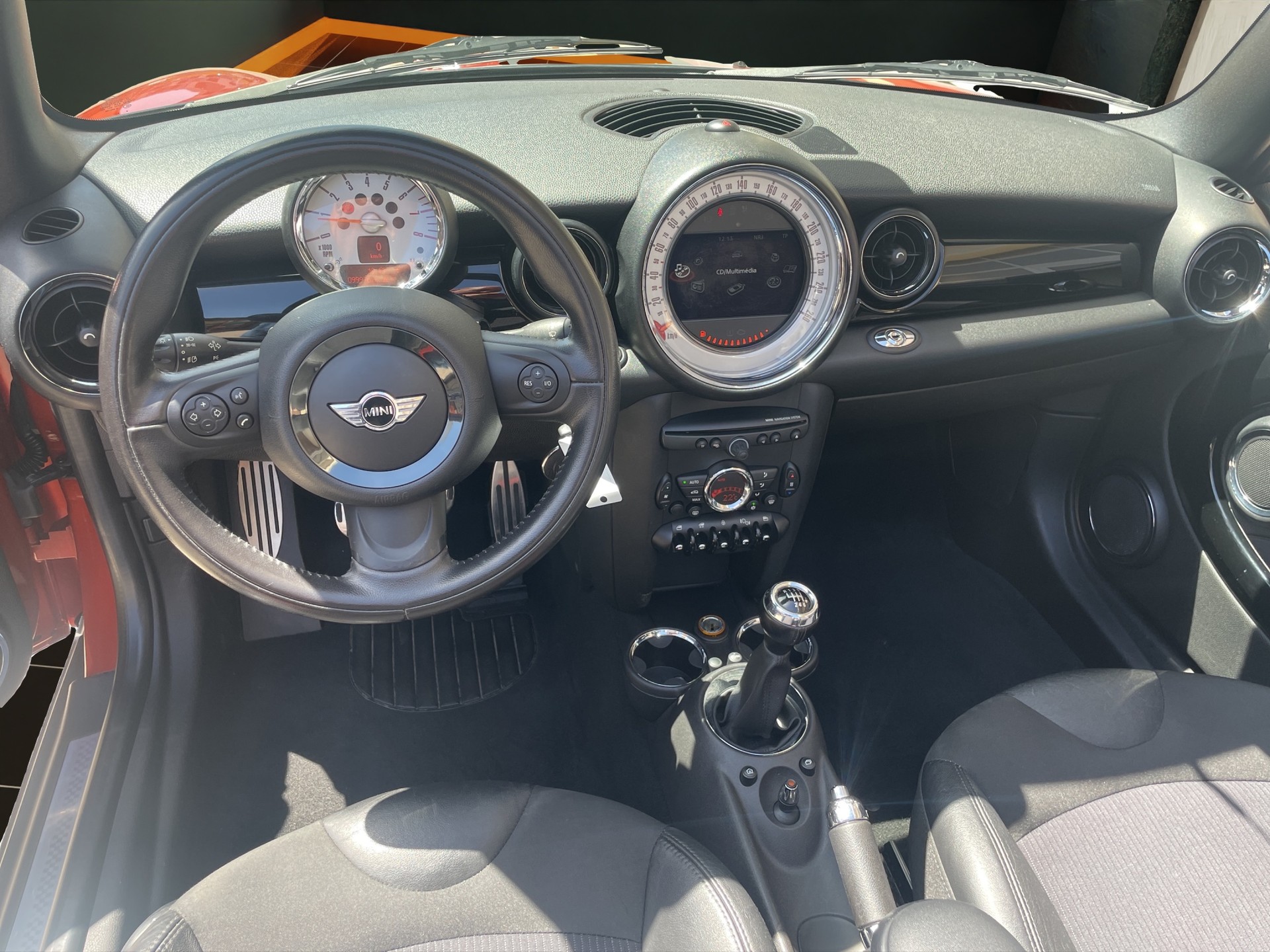 MINI Cooper S Cabriolet-image-10