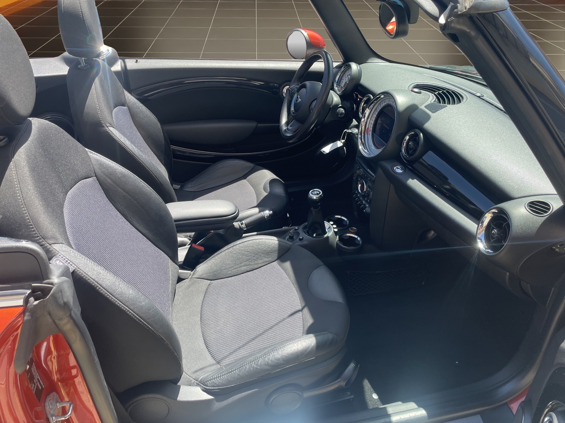 MINI Cooper S Cabriolet-image-12