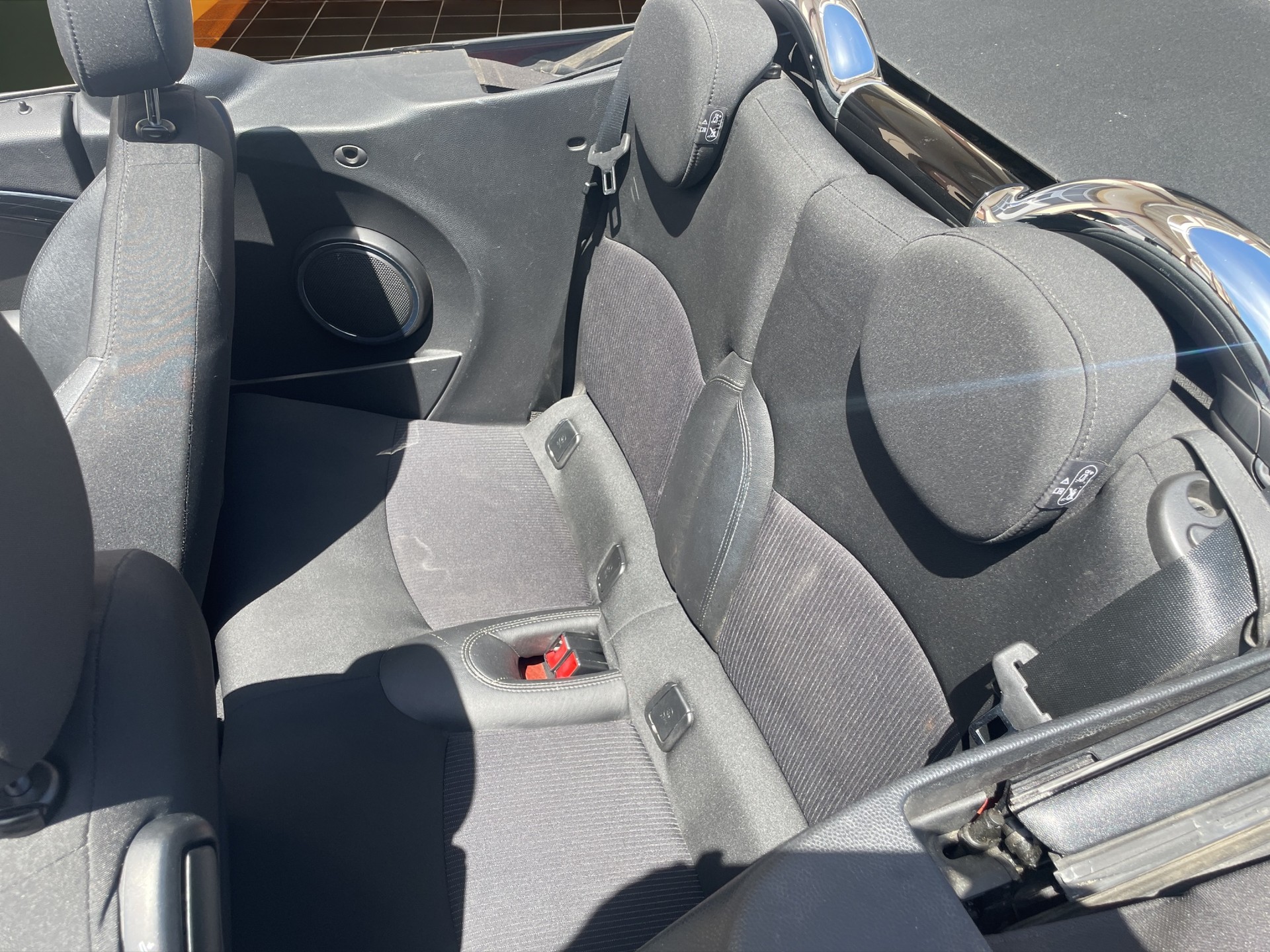 MINI Cooper S Cabriolet-image-13