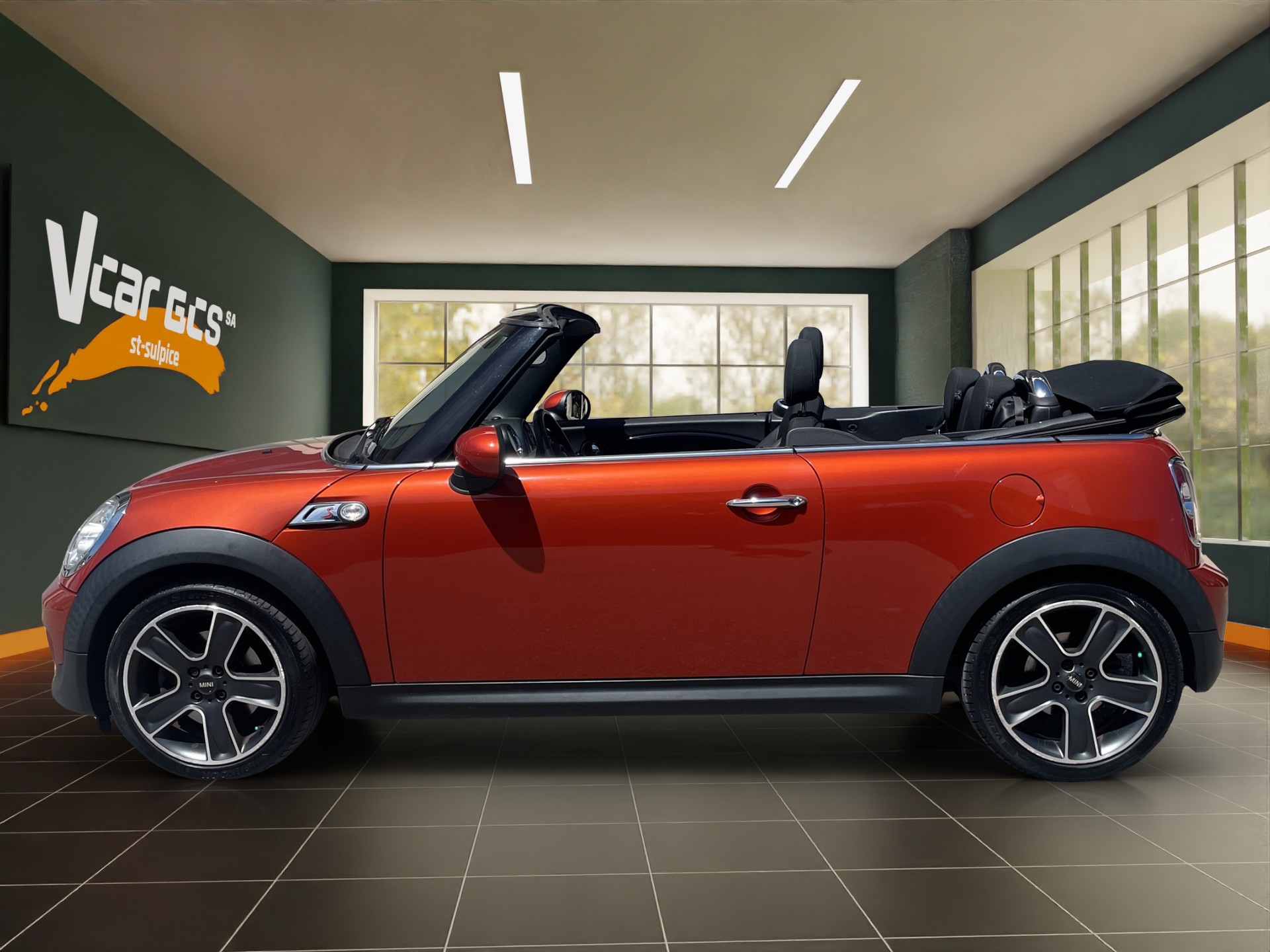 MINI Cooper S Cabriolet-image-2