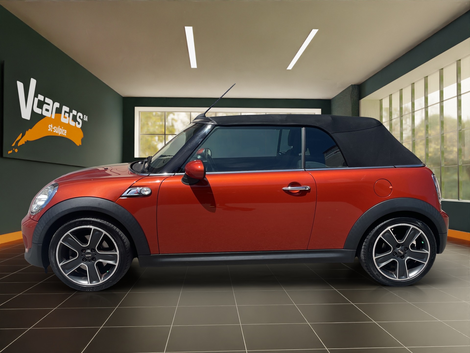 MINI Cooper S Cabriolet-image-1