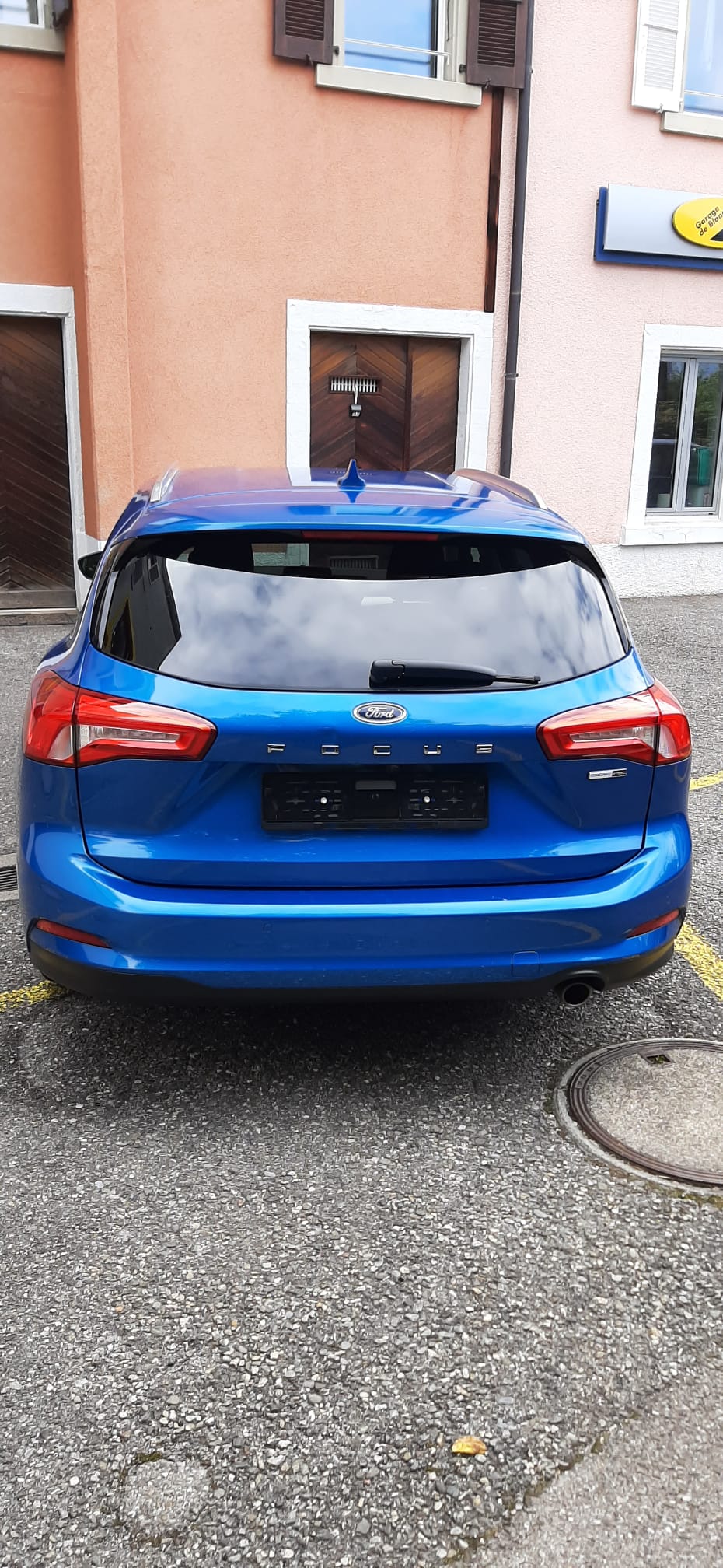 FORD Focus 1.0 mHEV ST Line X-image-2