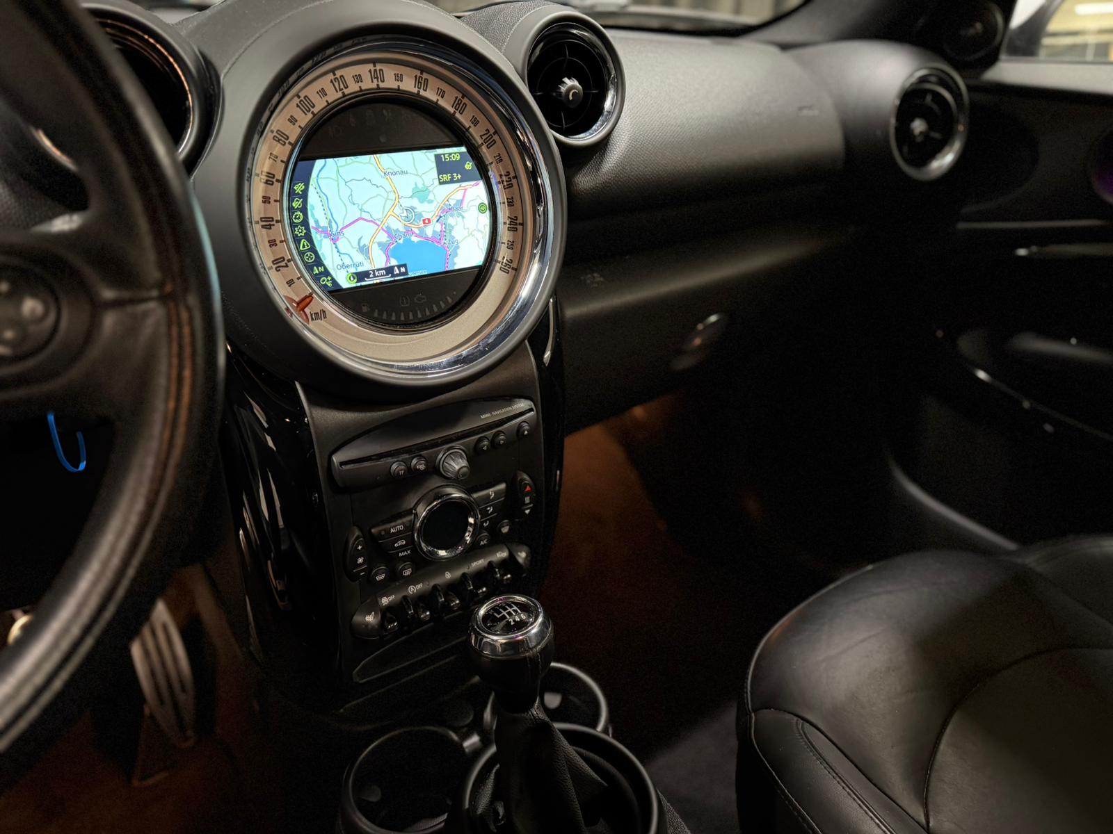 MINI Paceman Cooper S ALL4-image-11