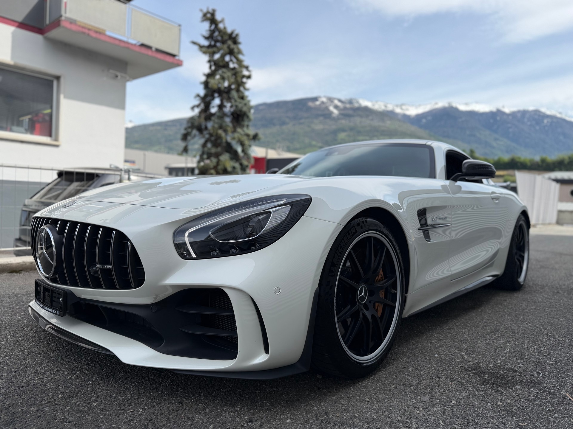 MERCEDES-BENZ AMG GT R Speedshift DCT-image-0