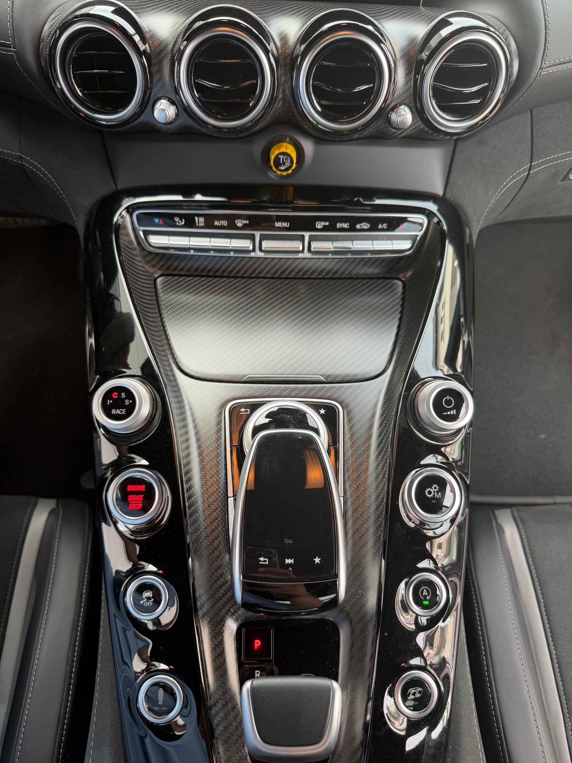MERCEDES-BENZ AMG GT R Speedshift DCT-image-10