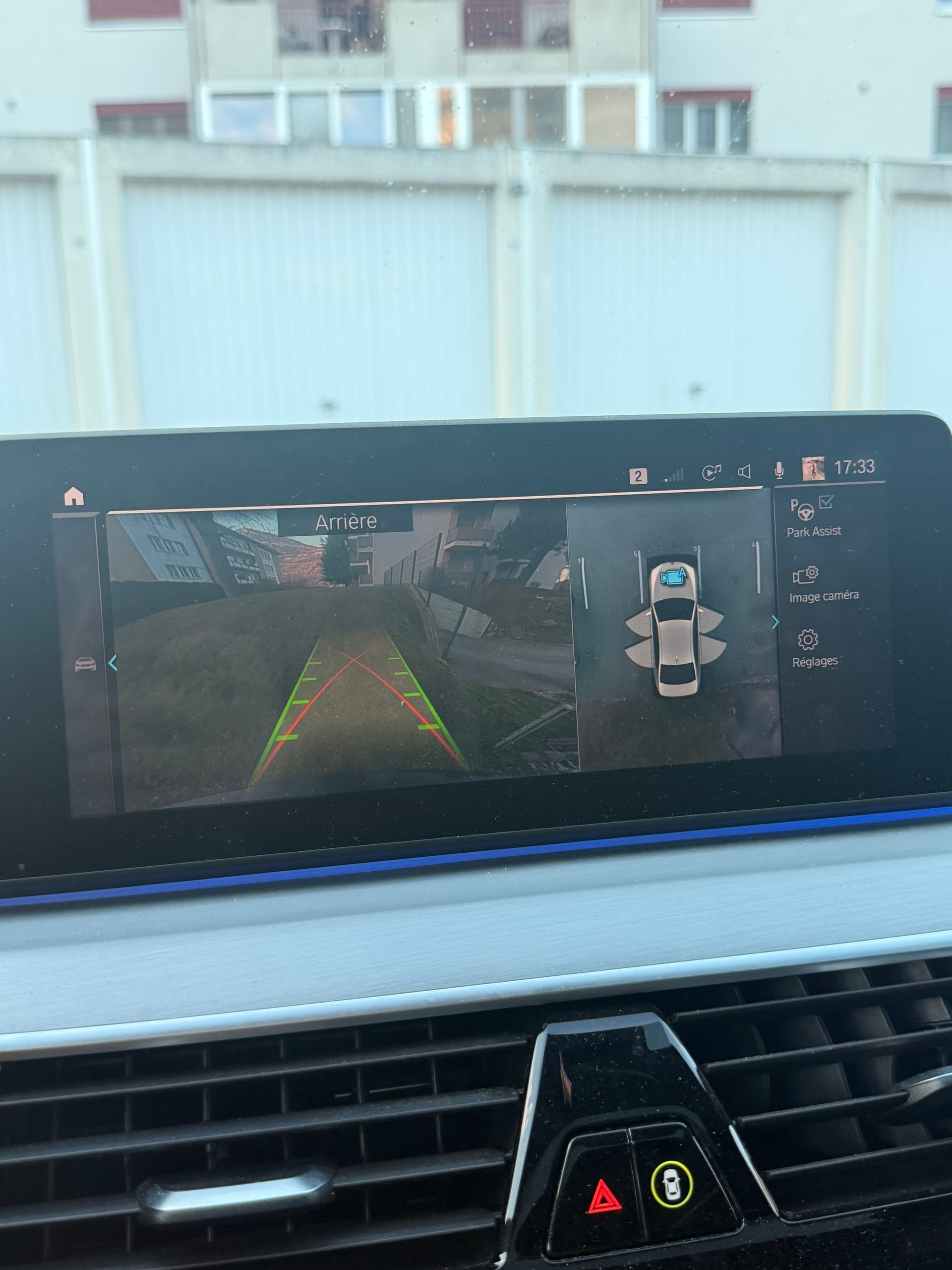 BMW 530e xDrive M Packet-image-4