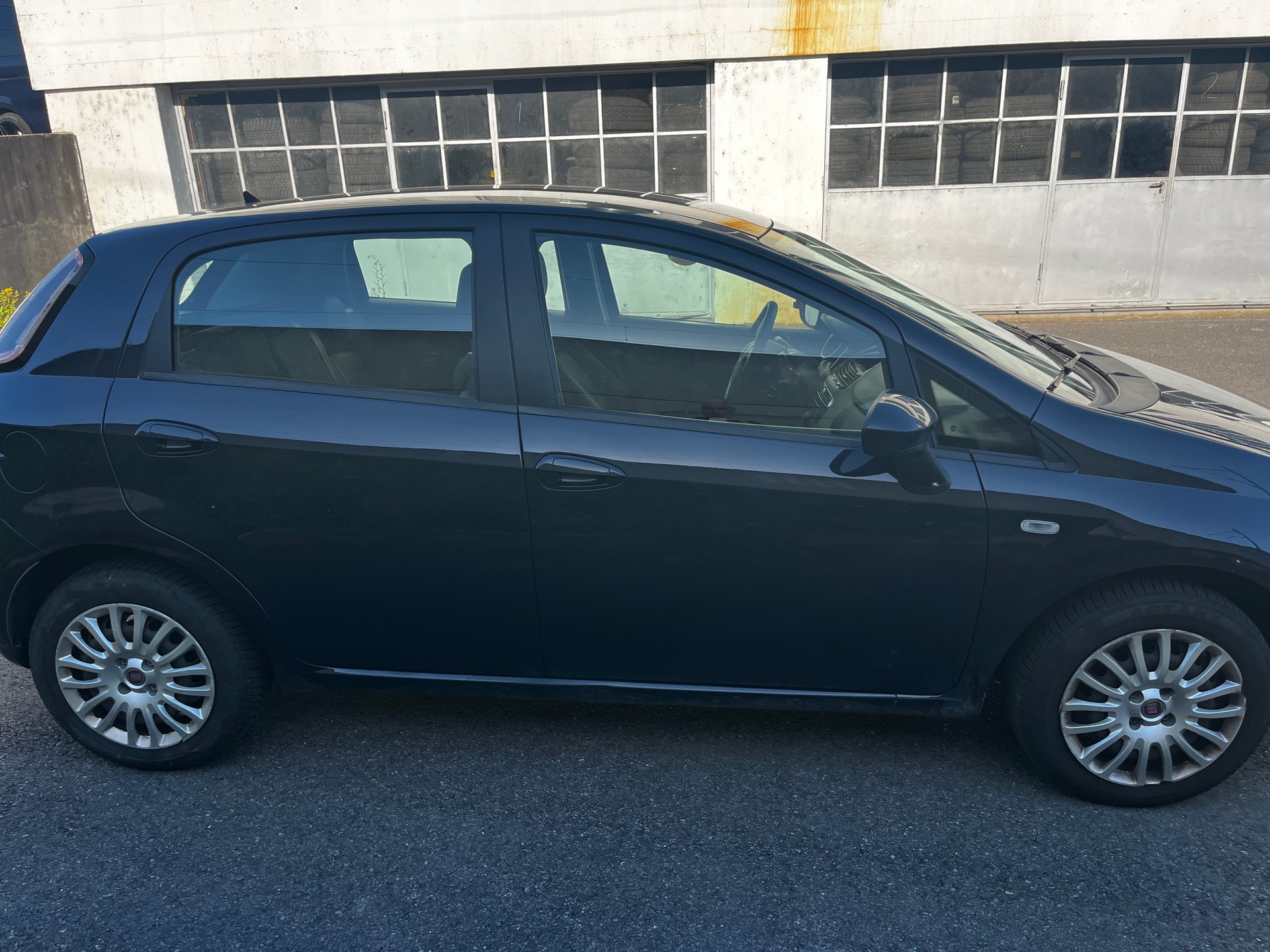 FIAT Punto 1.2 Pop Star-image-3