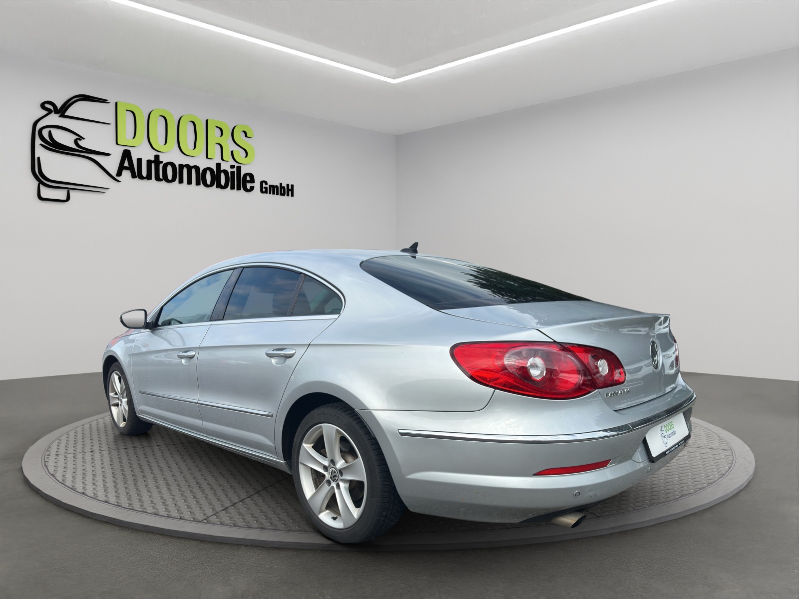 VW Passat CC 2.0 TDI 170Ps BlueMotion Technology DSG-image-4