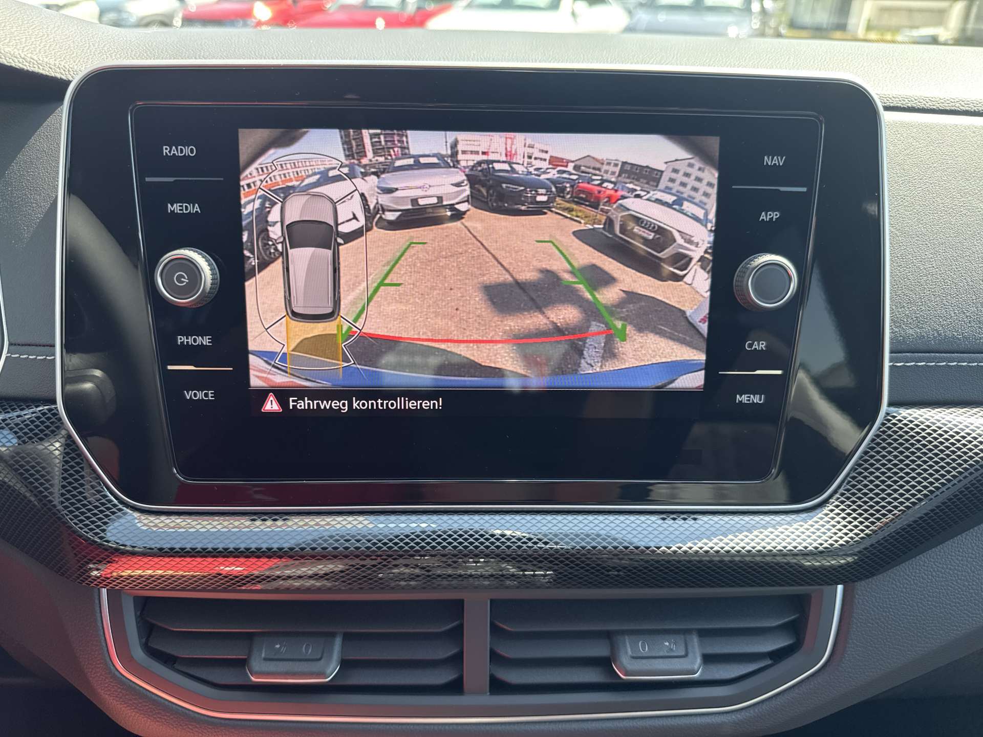 VW T-Cross 1.5 TSi EVO ACT R-Line DSG-Automat-image-9