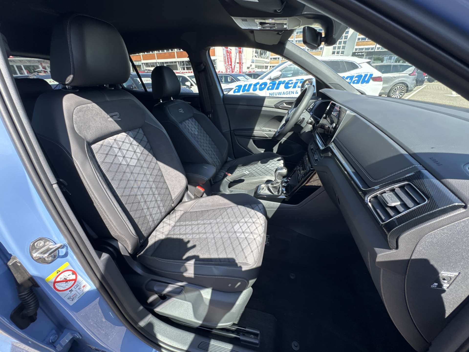 VW T-Cross 1.5 TSi EVO ACT R-Line DSG-Automat-image-12