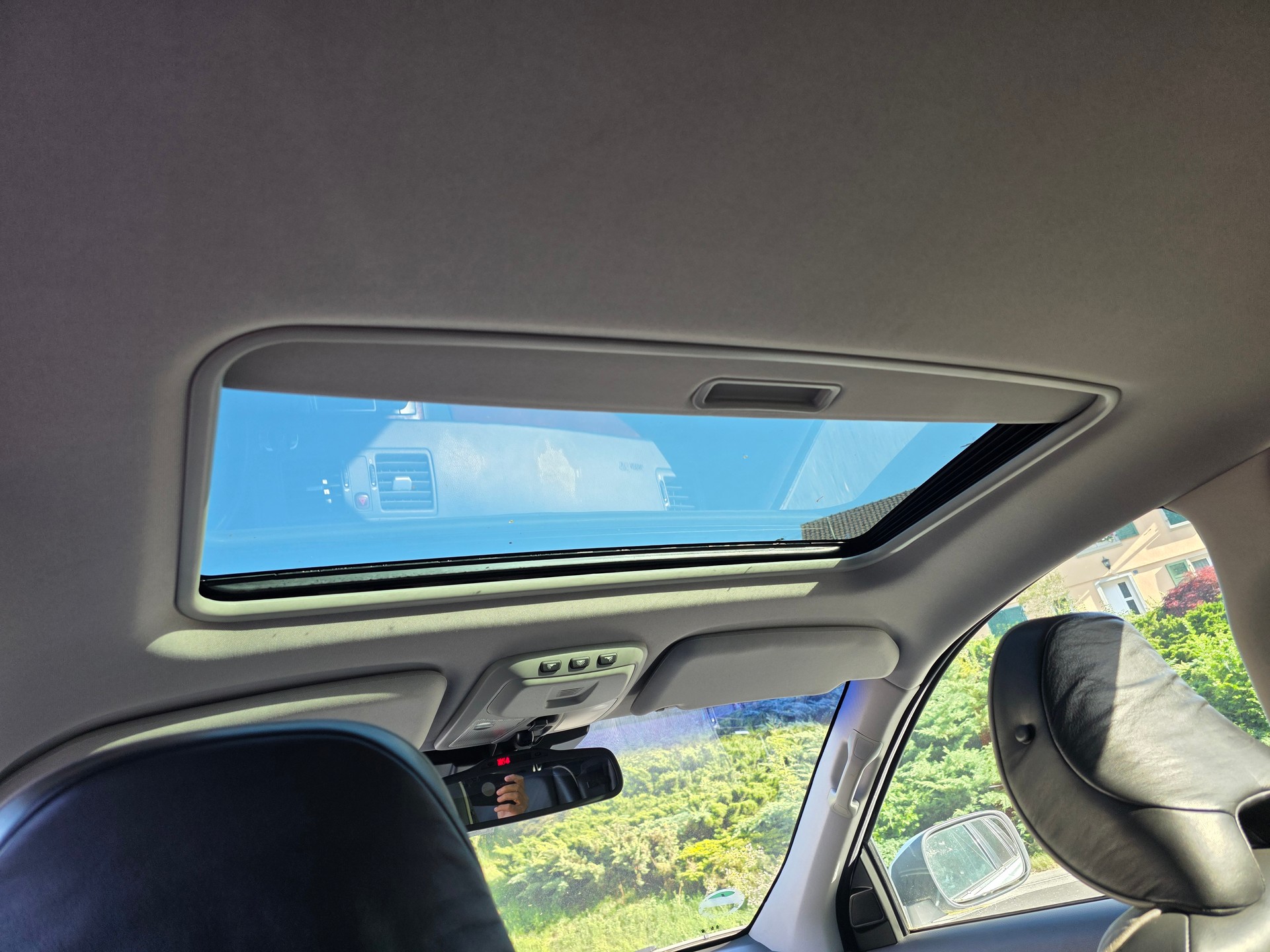 VOLVO XC90 V8 AWD Executive Geartronic-image-10