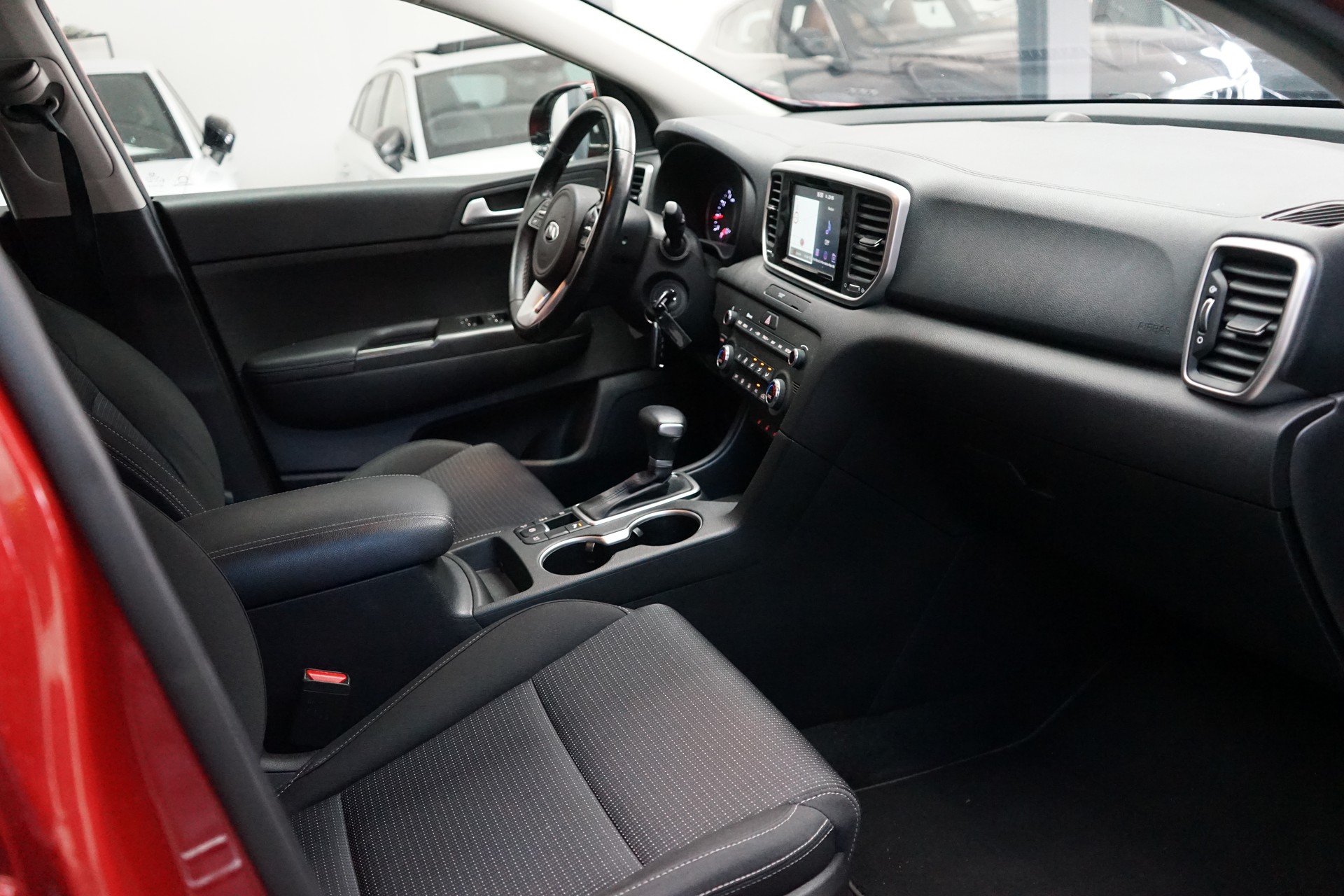 KIA Sportage 1.6 T-GDi Trend 4WD Automat-image-4