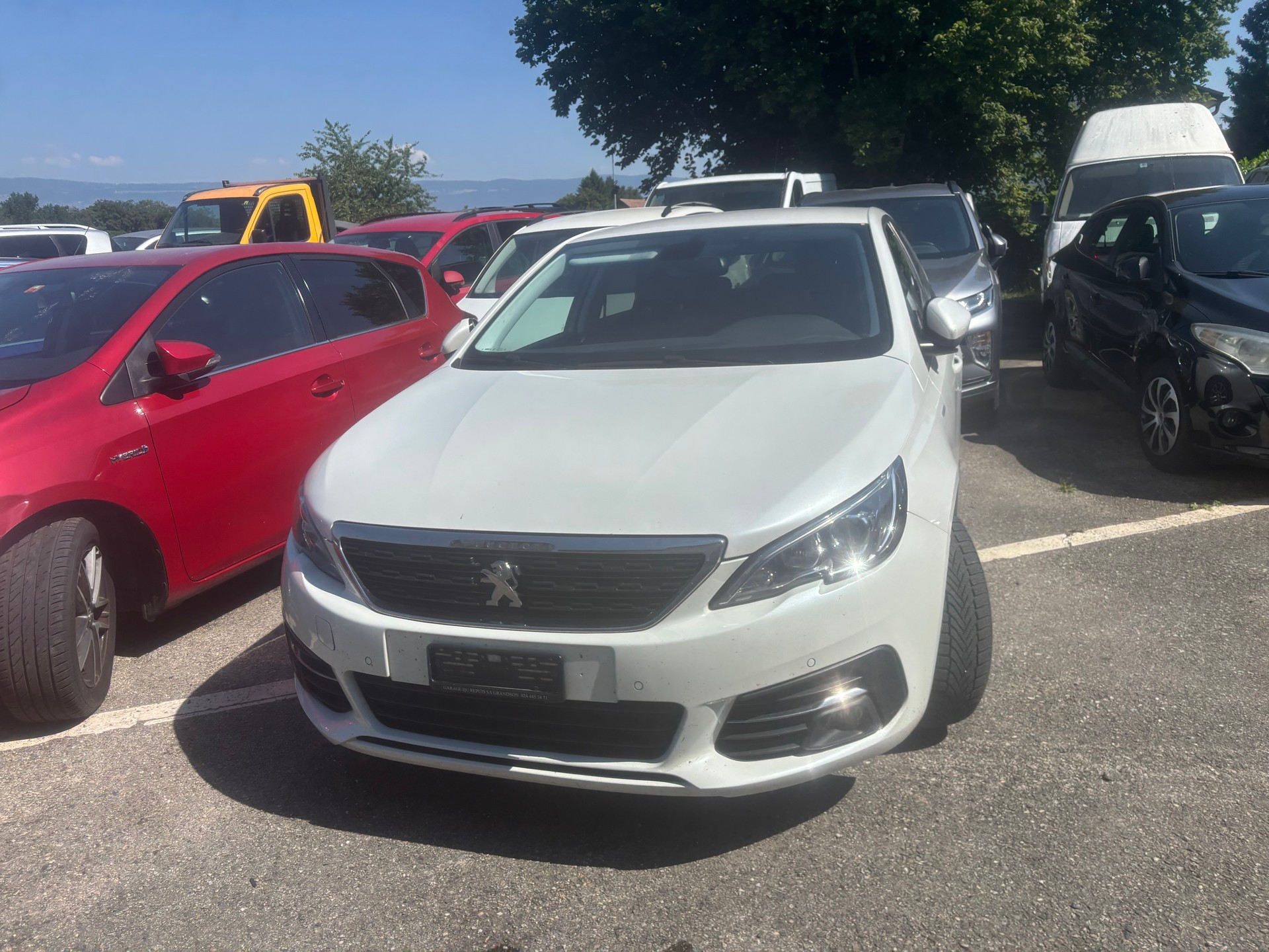 PEUGEOT 308 1.2 Pure Tech Style-image-0