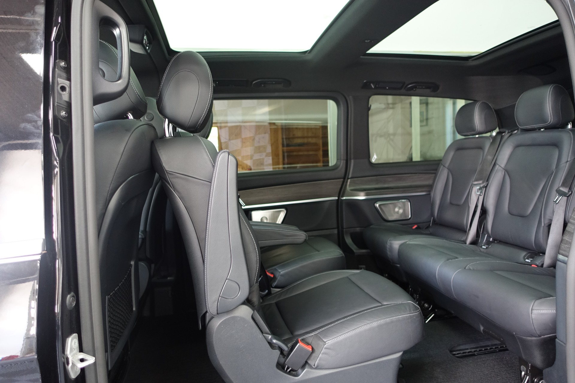 MERCEDES-BENZ V 300 d lang Avantgarde 4Matic 7-Pl.-image-15