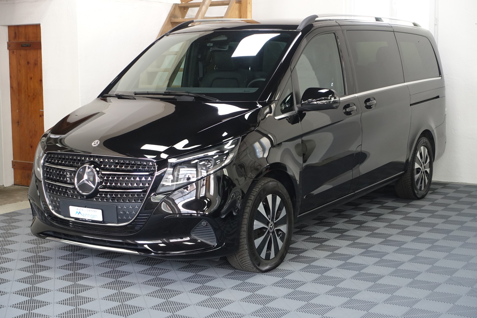 MERCEDES-BENZ V 300 d lang Avantgarde 4Matic 7-Pl.-image-0
