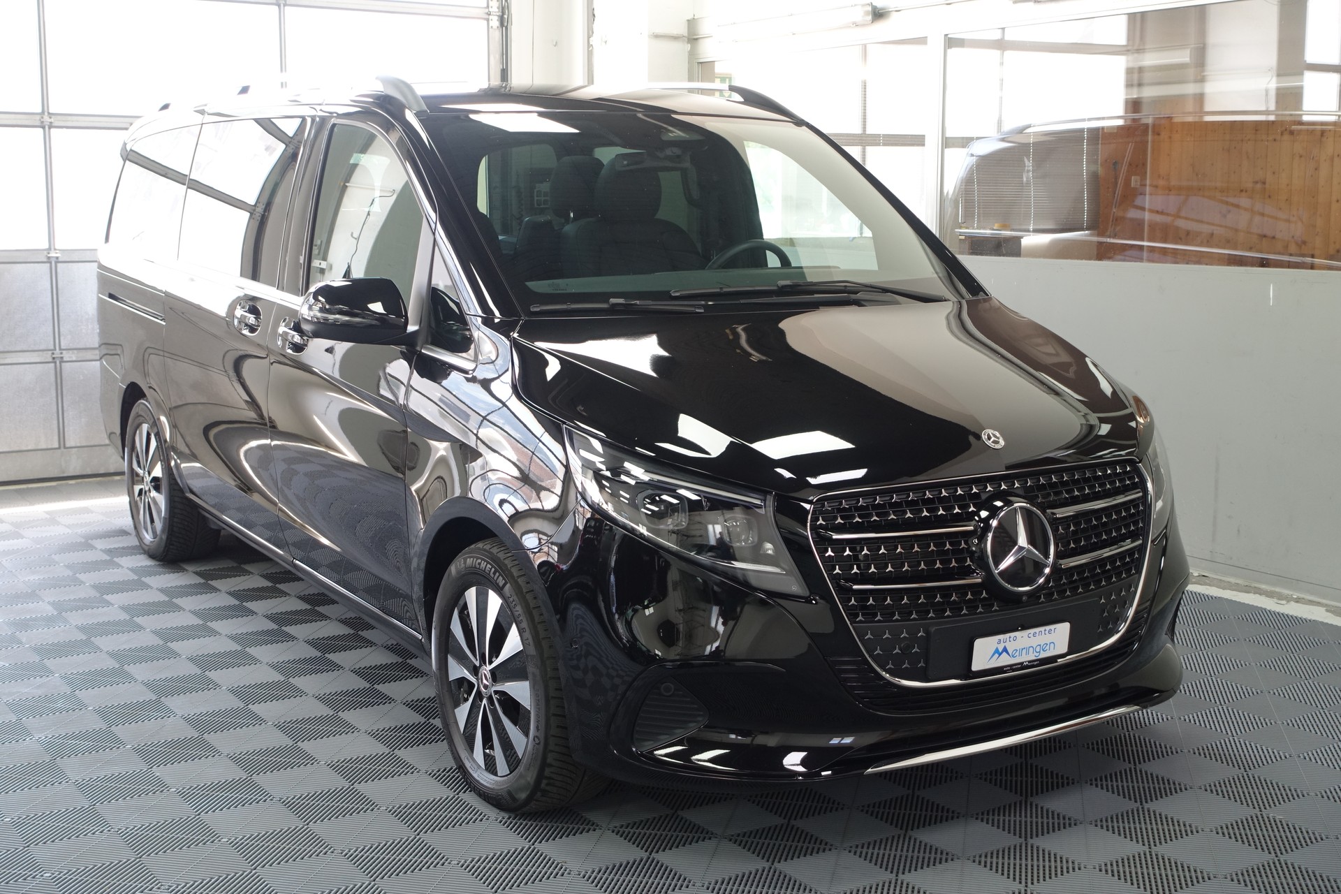 MERCEDES-BENZ V 300 d lang Avantgarde 4Matic 7-Pl.-image-1