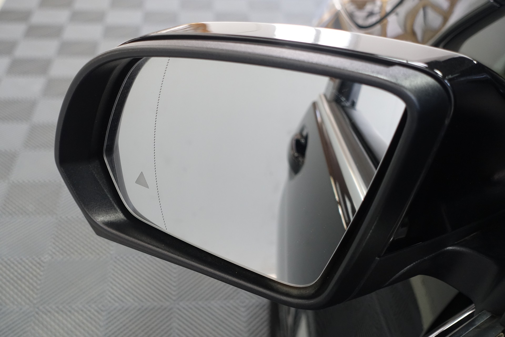 MERCEDES-BENZ V 300 d lang Avantgarde 4Matic 7-Pl.-image-9