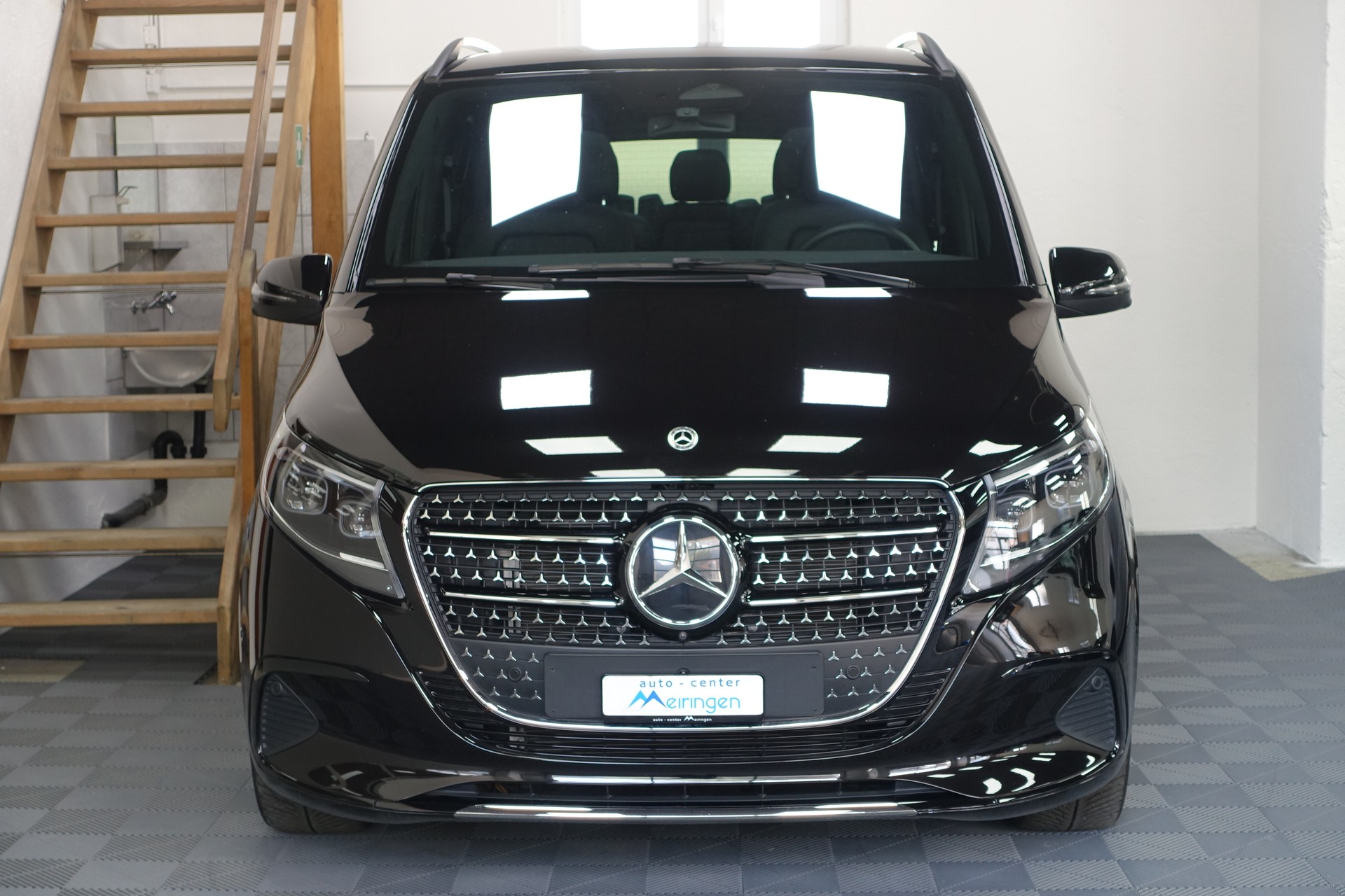 MERCEDES-BENZ V 300 d lang Avantgarde 4Matic 7-Pl.-image-2