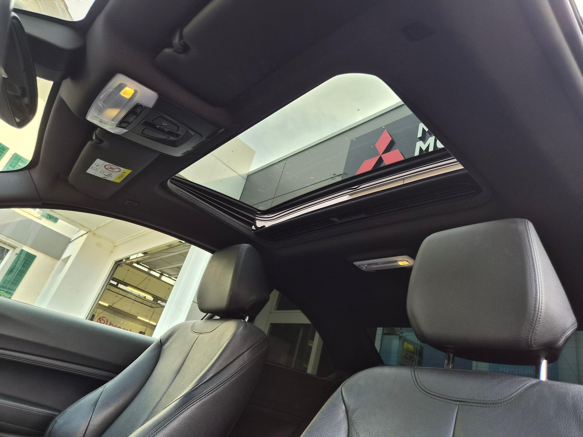 BMW M235i xDrive Coupé-image-12