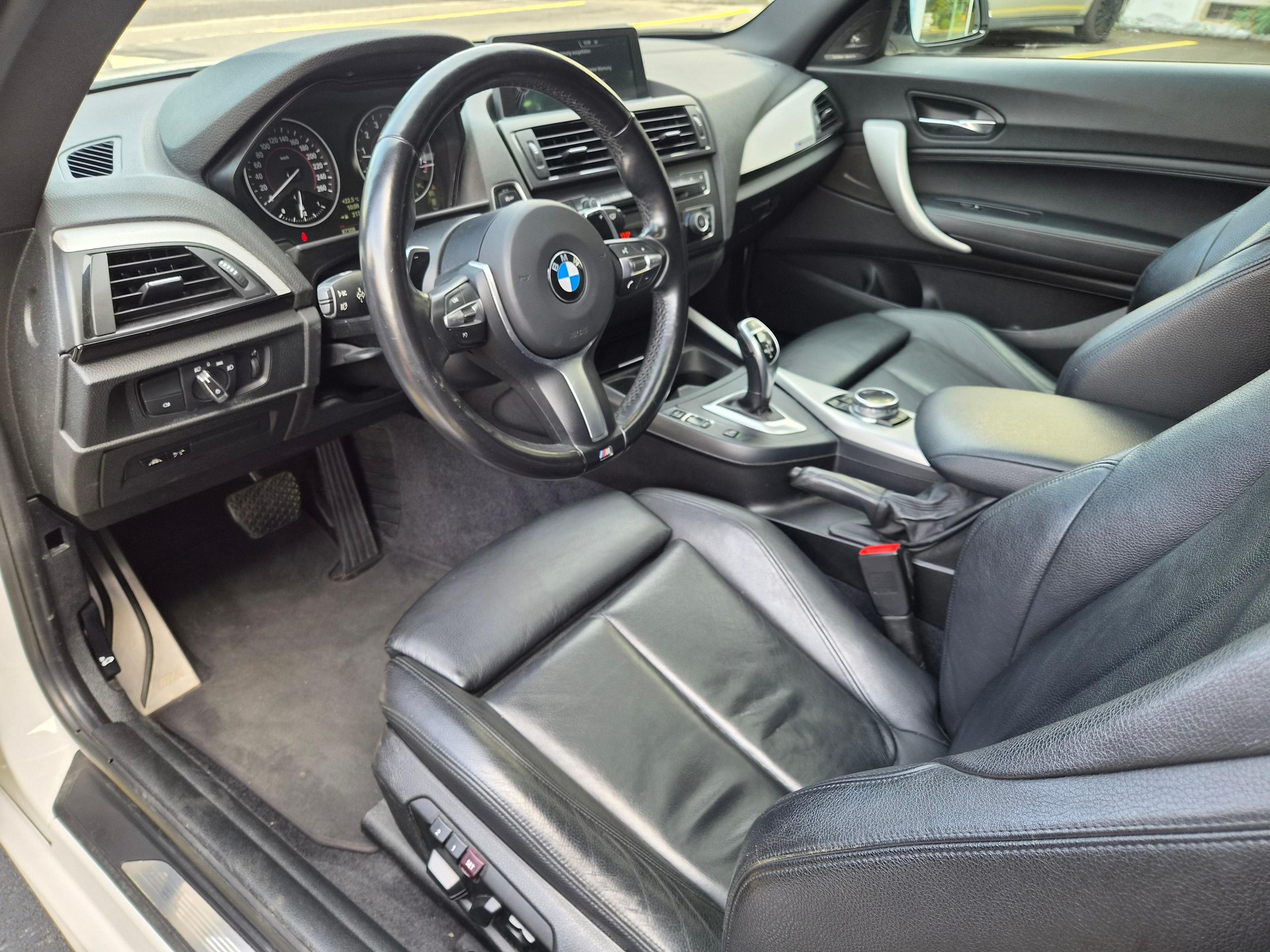 BMW M235i xDrive Coupé-image-9