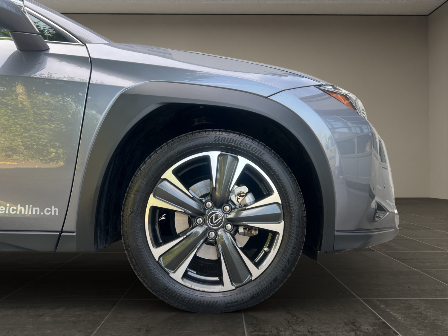 LEXUS UX 250h Excellence-image-21
