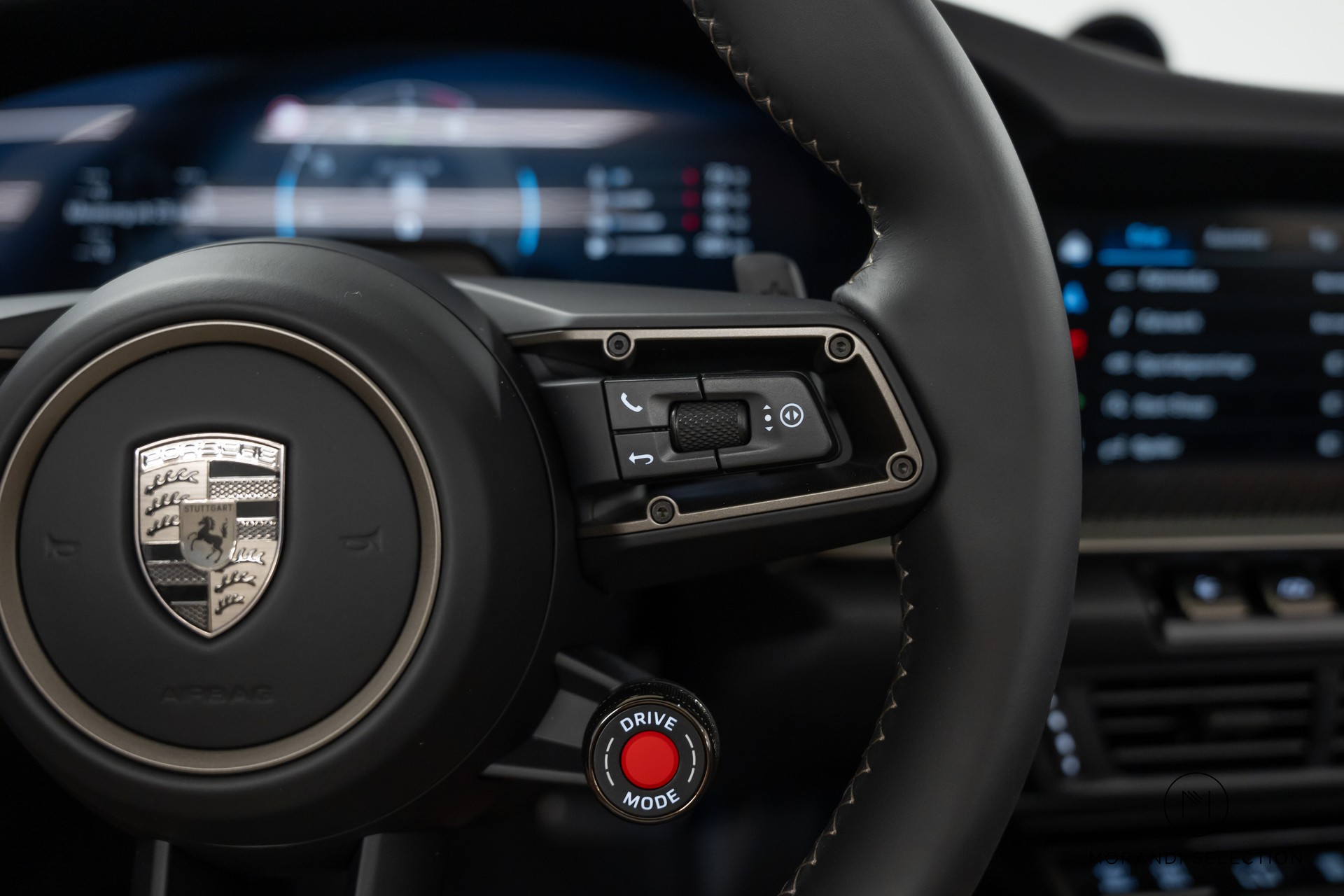PORSCHE 911 Cabriolet 3.6 Turbo S PDK-image-24