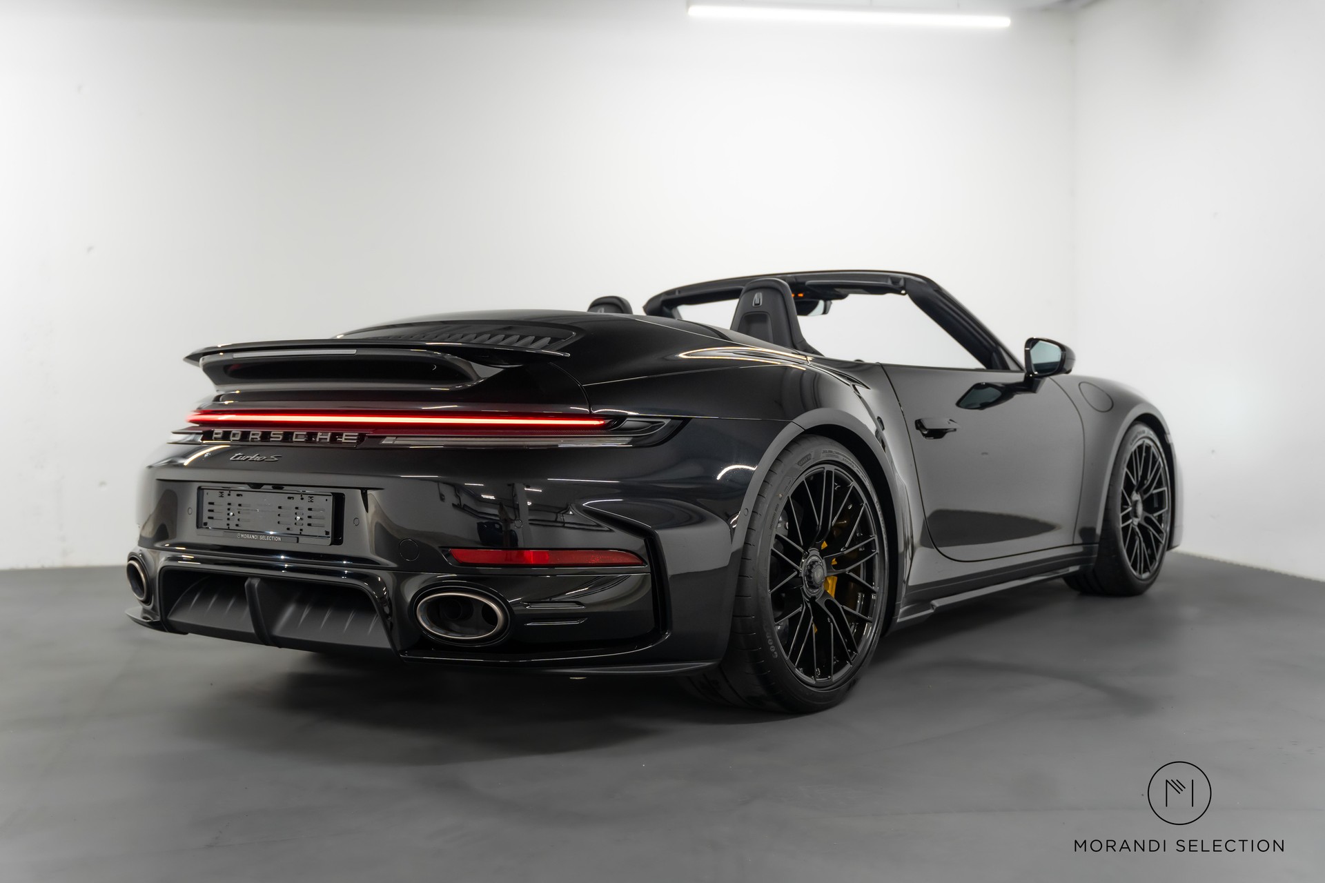 PORSCHE 911 Cabriolet 3.6 Turbo S PDK-image-3