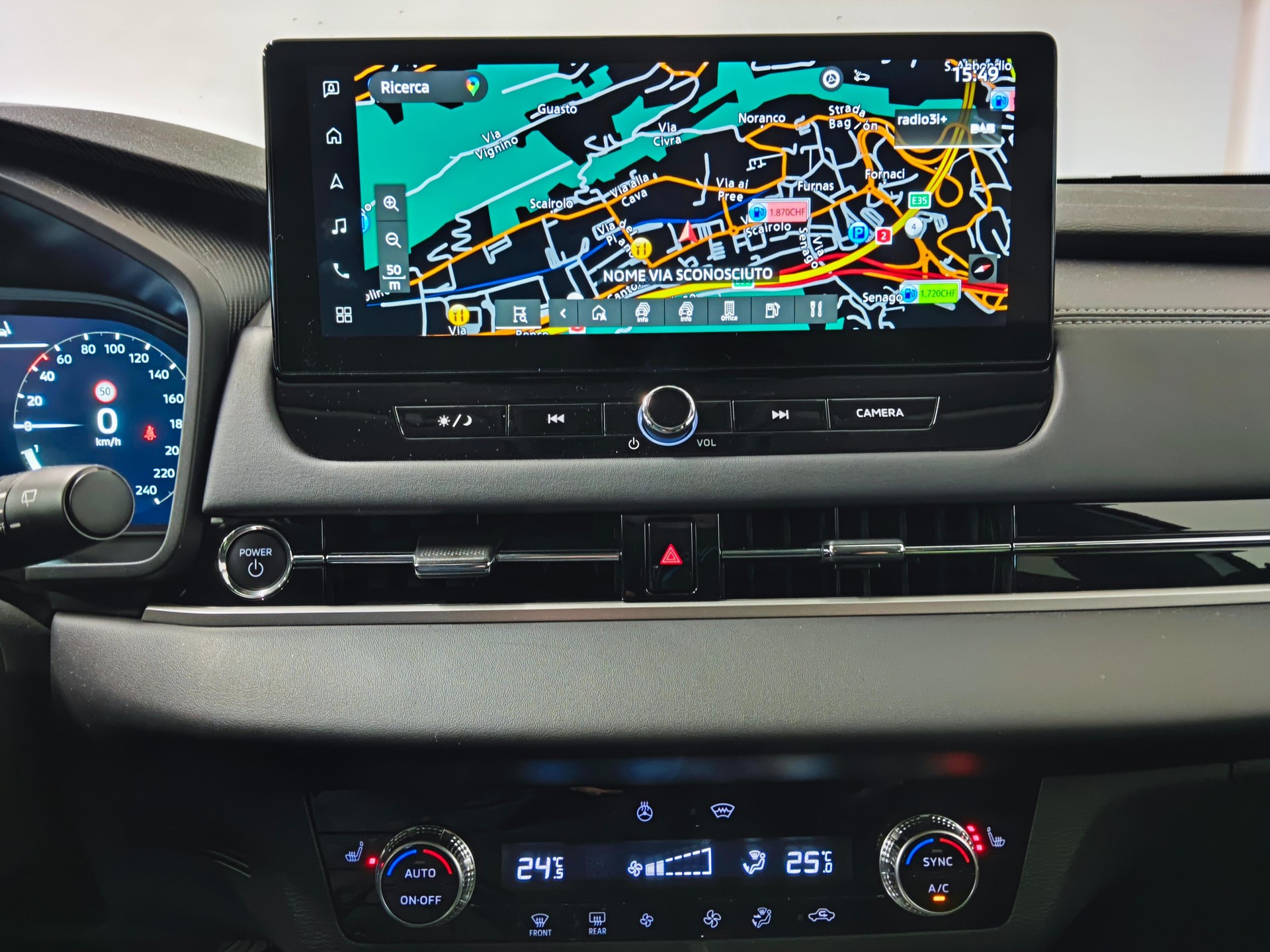 MITSUBISHI Outlander 2.4 PHEV Intense 4x4-image-8