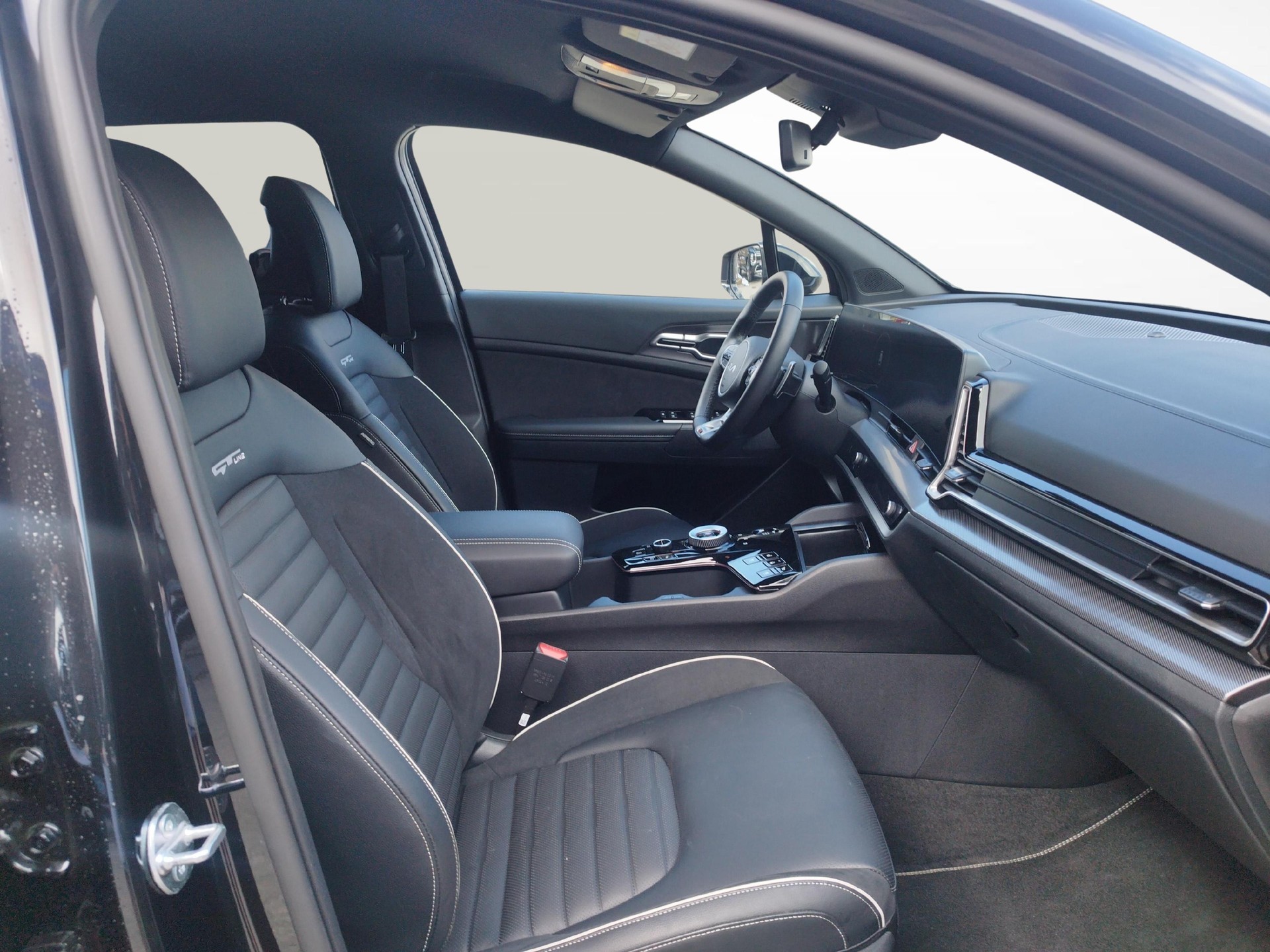 KIA Sportage 1.6 T-GDi PHEV GT-Line-image-10