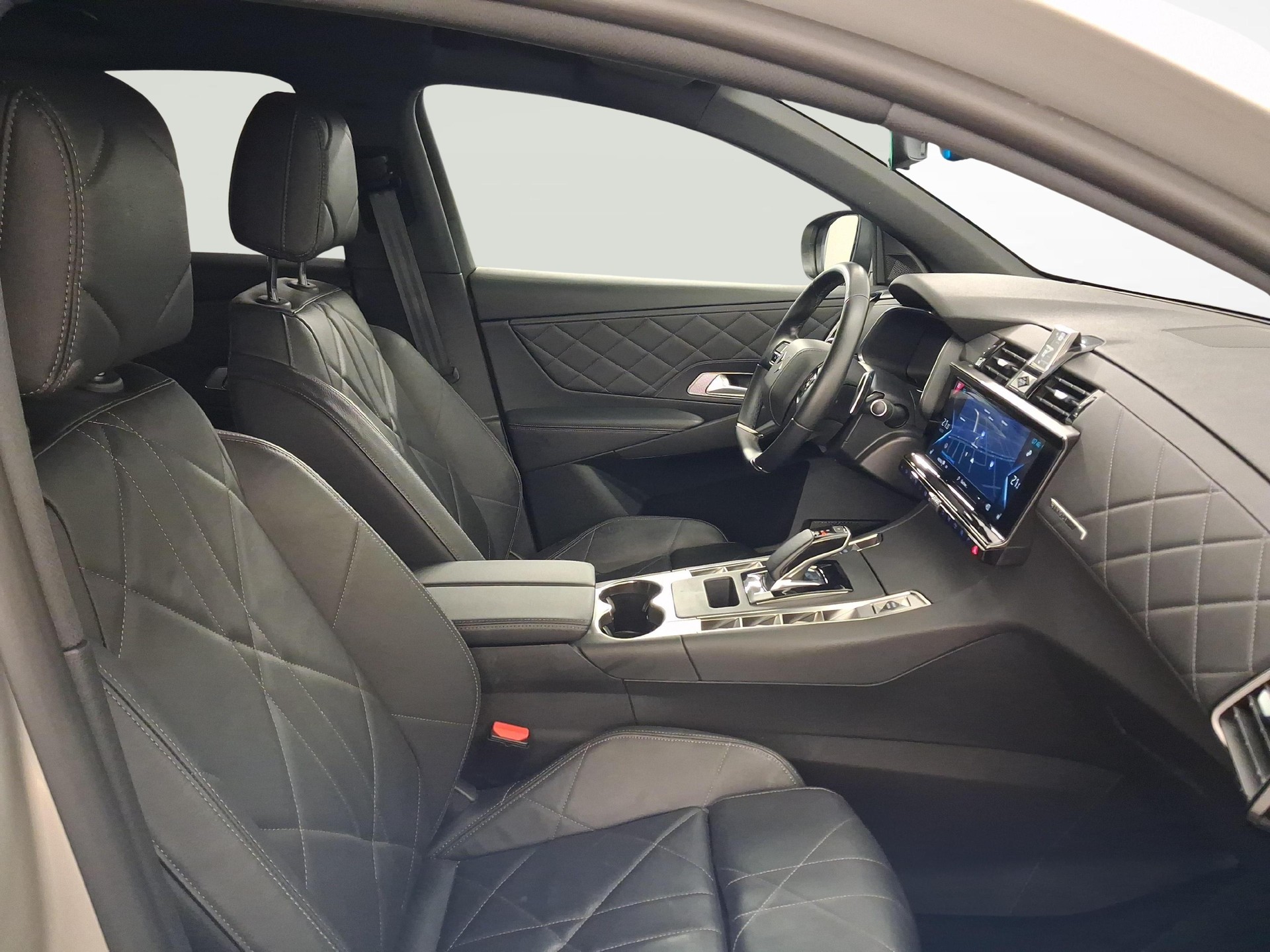 DS AUTOMOBILES 7 Crossback 1.6 E-Tense Bastille+ 4x4-image-9