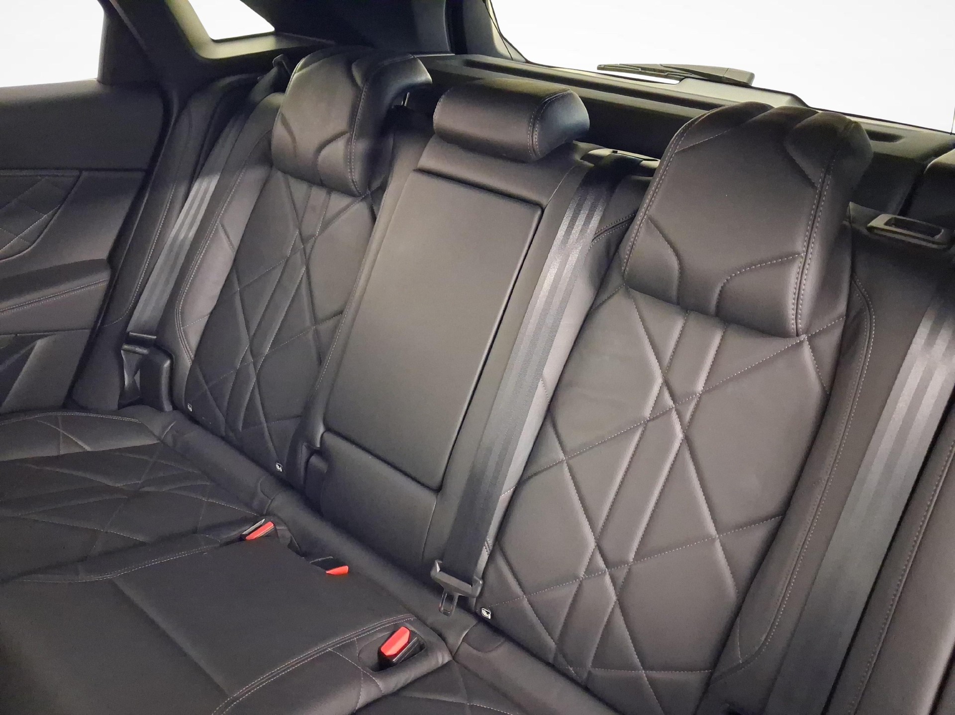 DS AUTOMOBILES 7 Crossback 1.6 E-Tense Bastille+ 4x4-image-10