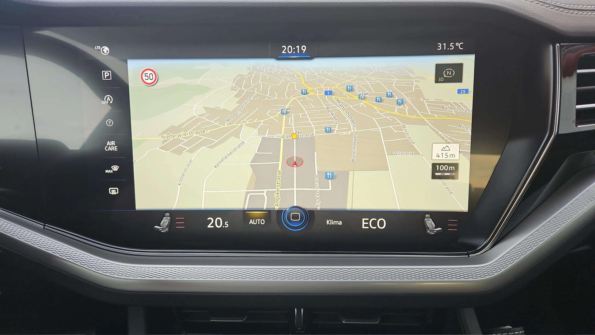 VW Touareg 3.0 TDI Tiptronic 286PS mit AHK & Luftfederung + Panoramadach-image-18