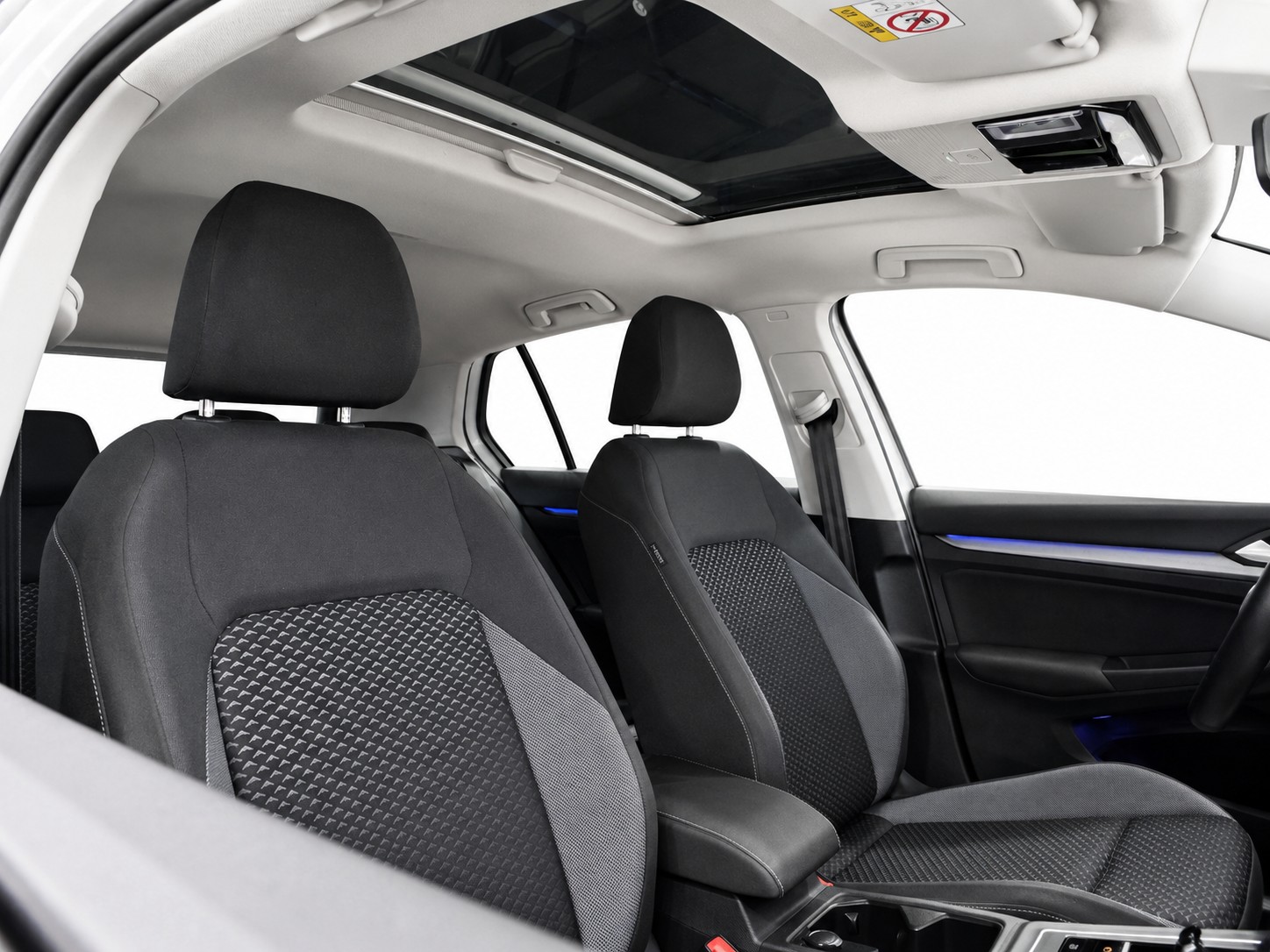 VW Golf 2.0 TDI Active DSG * Panorama-Glasdach * IQ-Light * Anhängerkupplung *-image-11