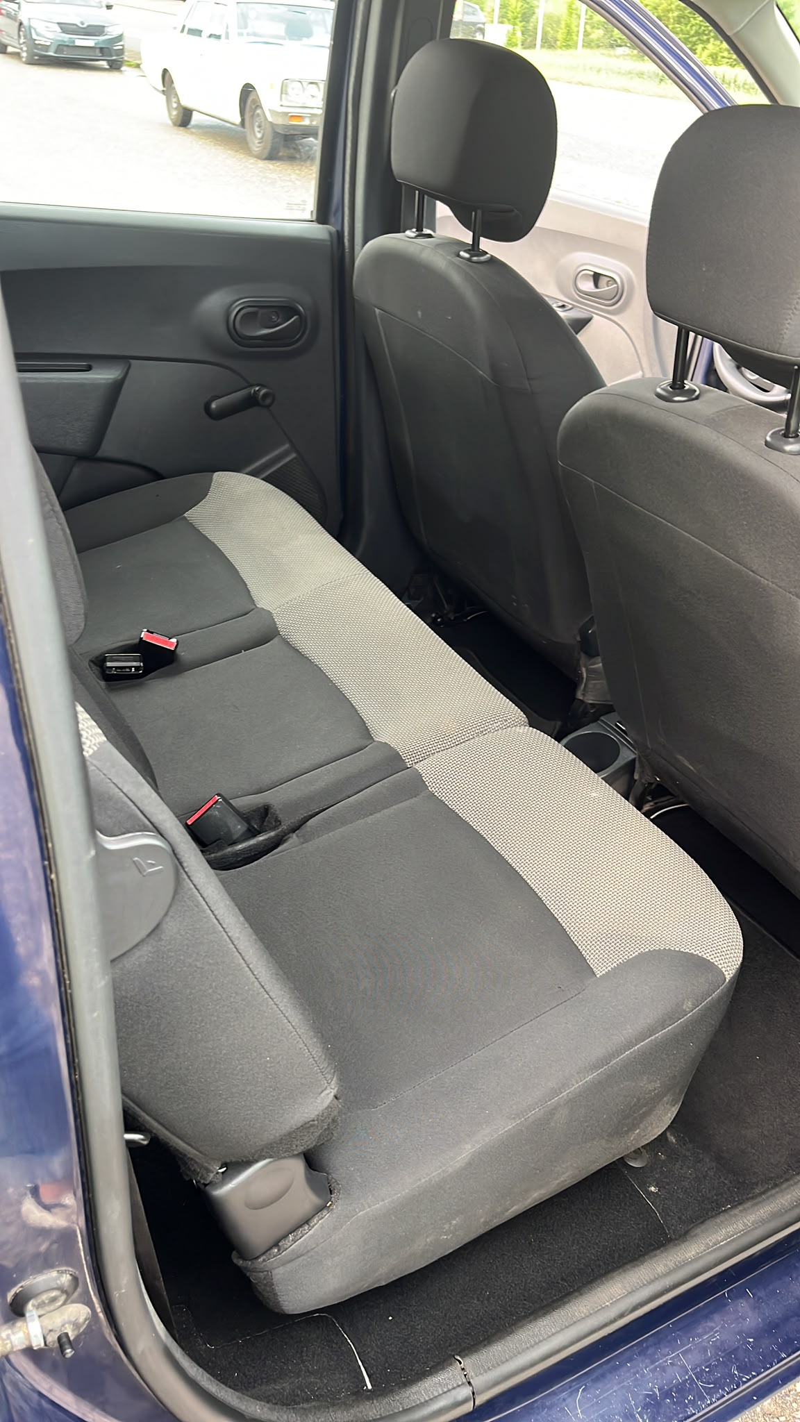 DACIA Lodgy 1.6 Essential 7PL-image-10