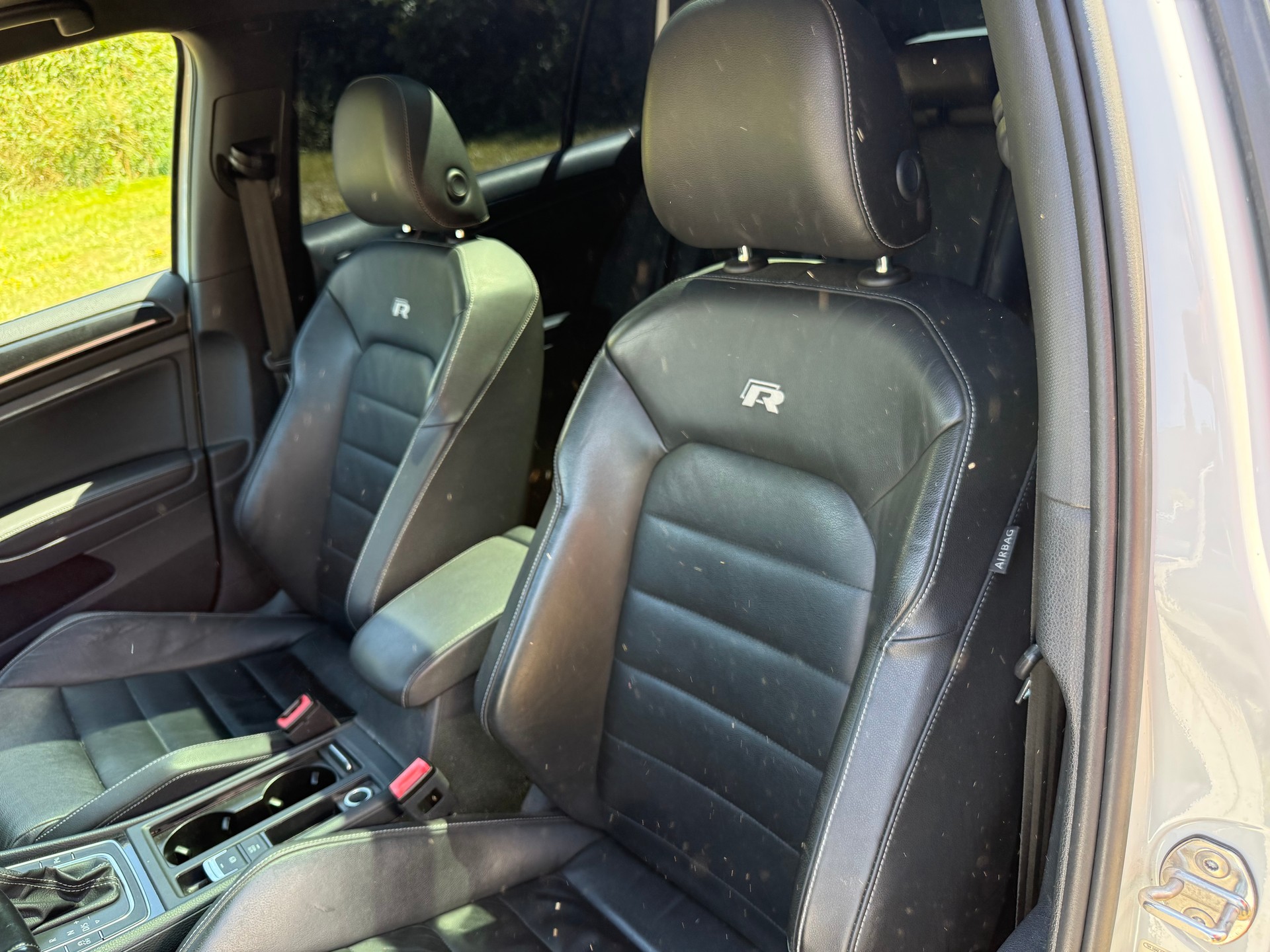 VW Golf Variant 2.0 TSI R 4 Motion DSG-image-5