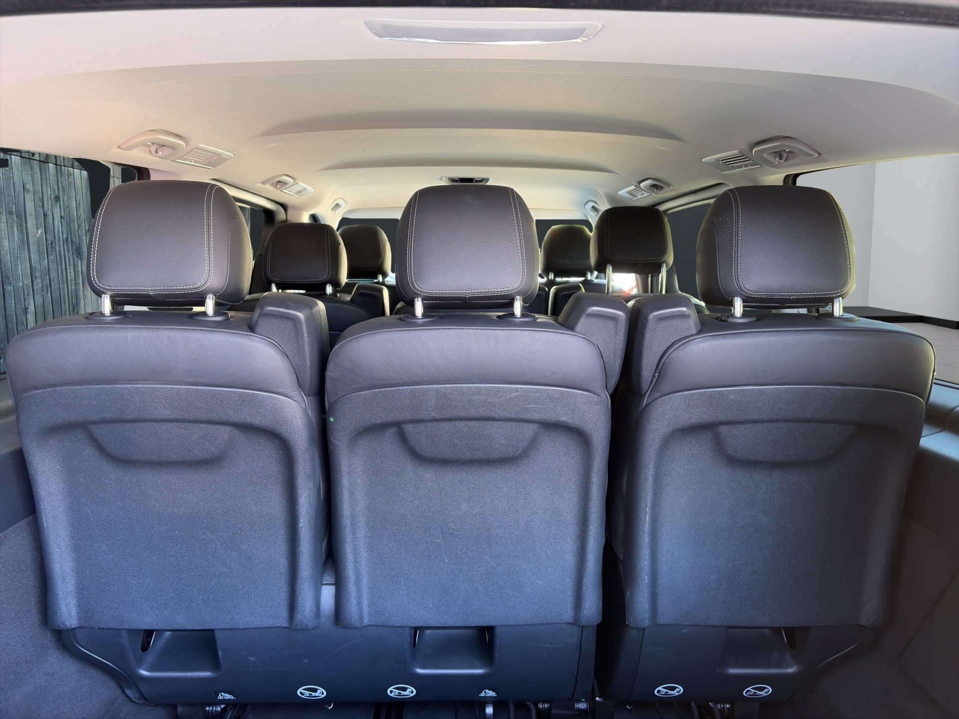 MERCEDES-BENZ V 250 d Avantgarde lang Van-image-5