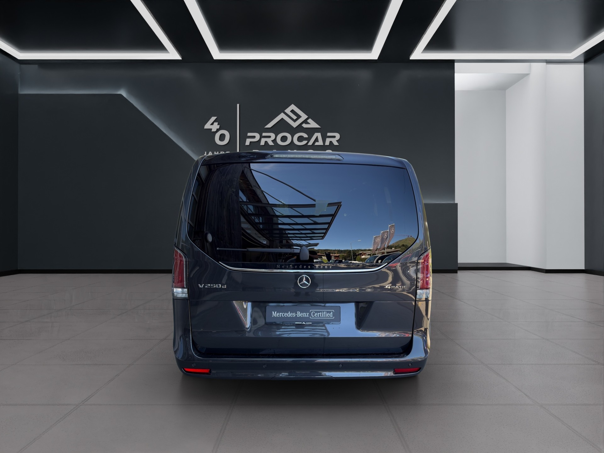MERCEDES-BENZ V 250 d Avantgarde lang Van-image-4