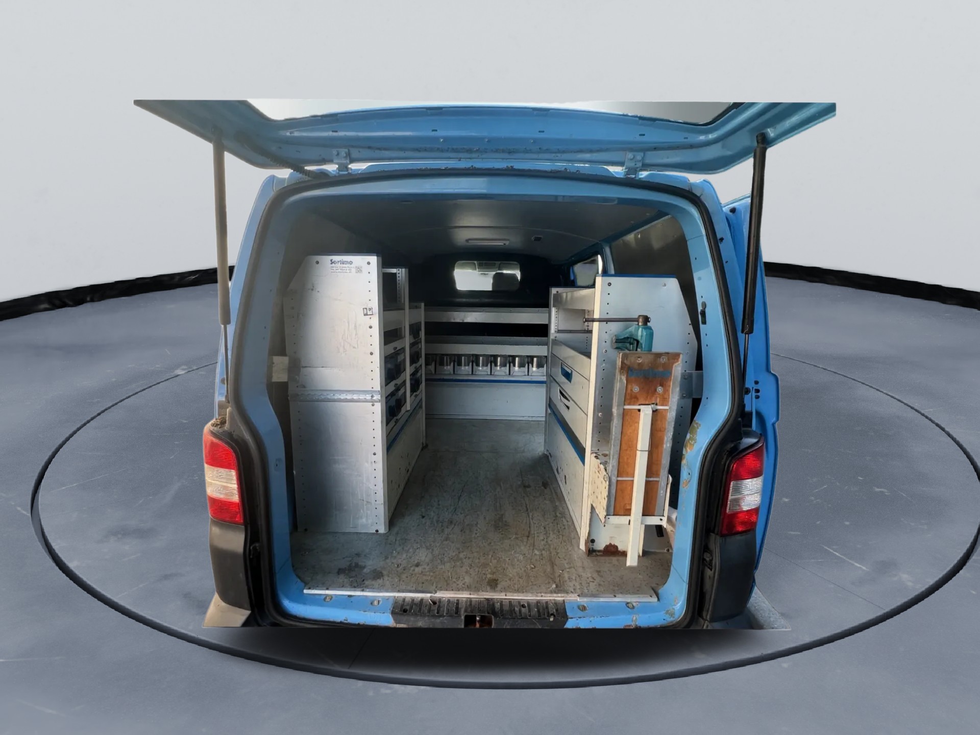 VW T5 2.0 TDI Entry-image-8