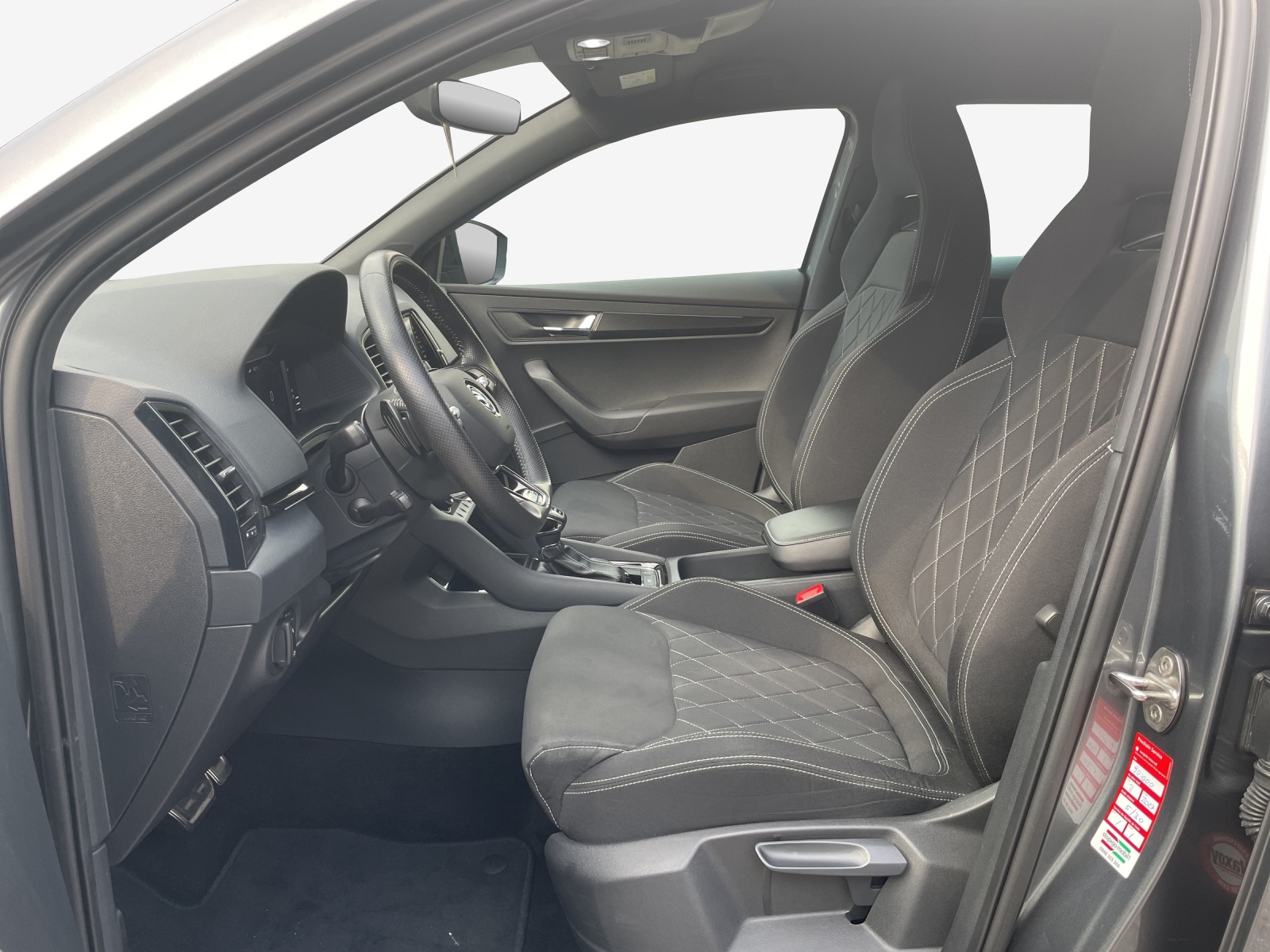 SKODA Karoq 2.0 TDI CR Sport Line 4x4 DSG-image-7