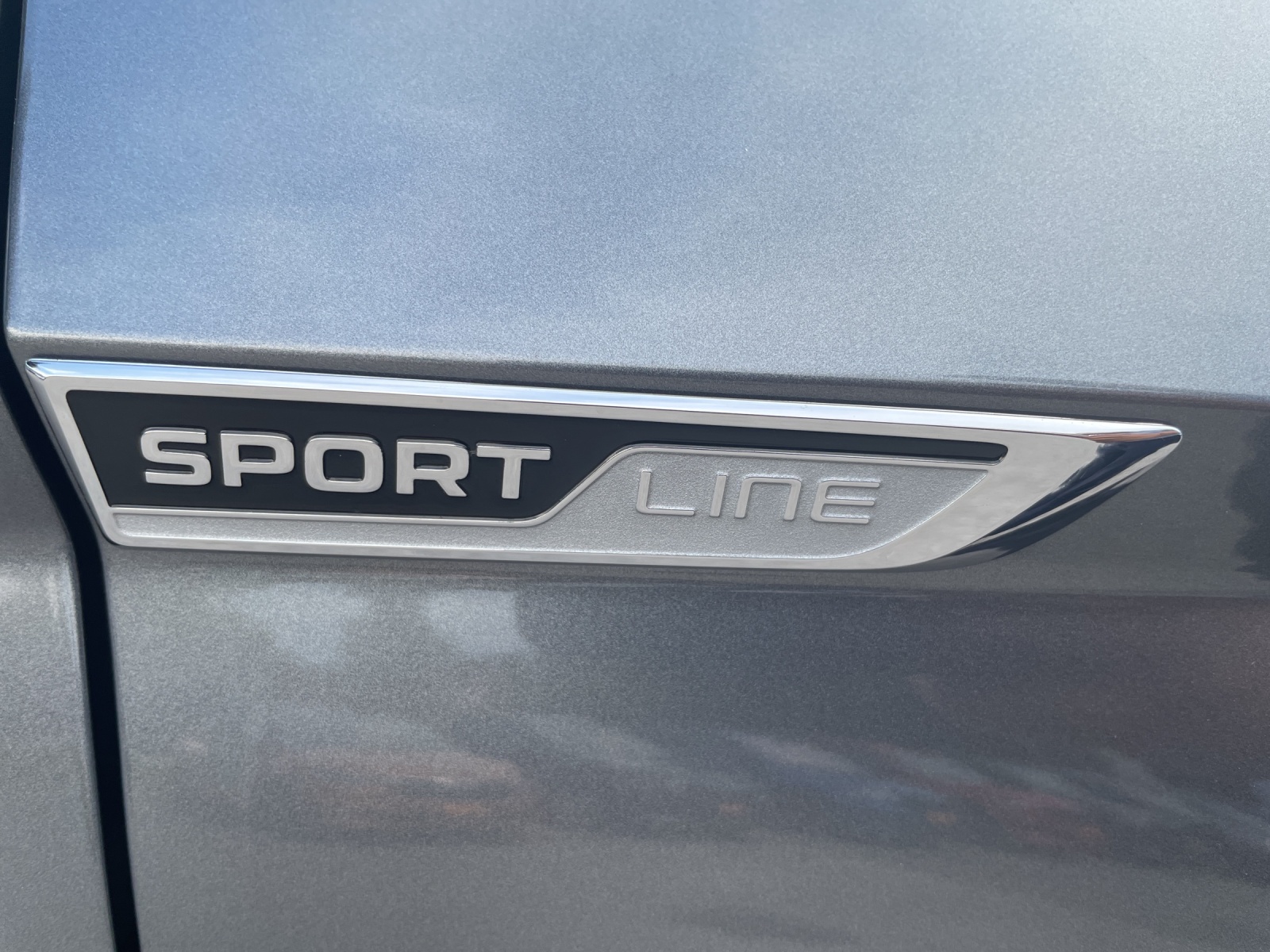 SKODA Karoq 2.0 TDI CR Sport Line 4x4 DSG-image-15