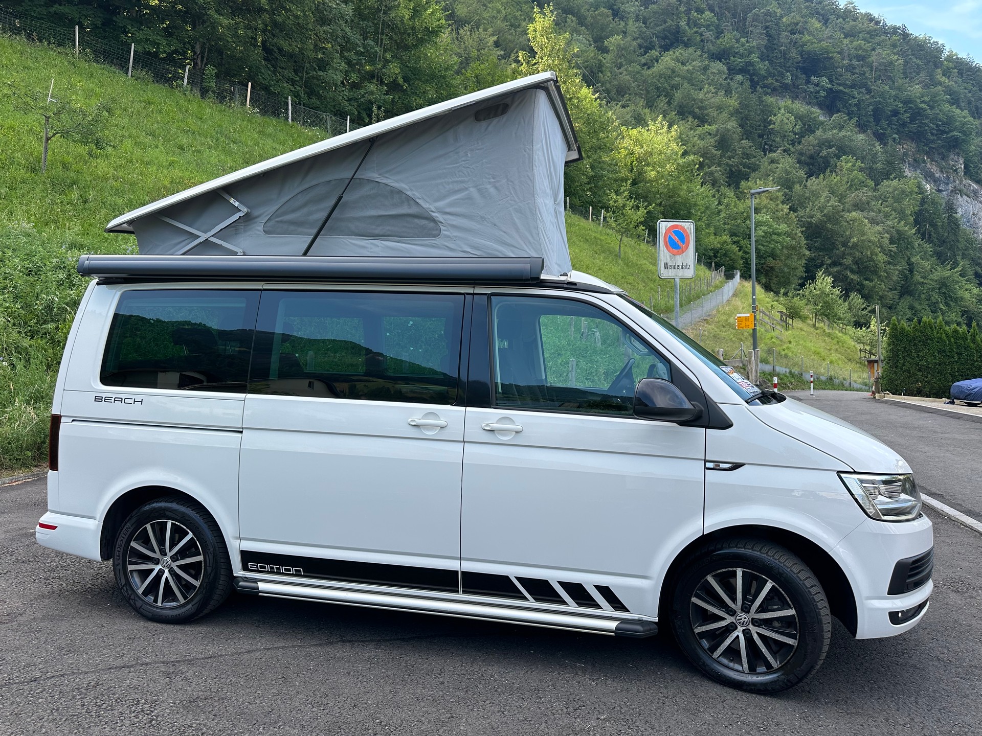 VW California Beach Edition-image-0