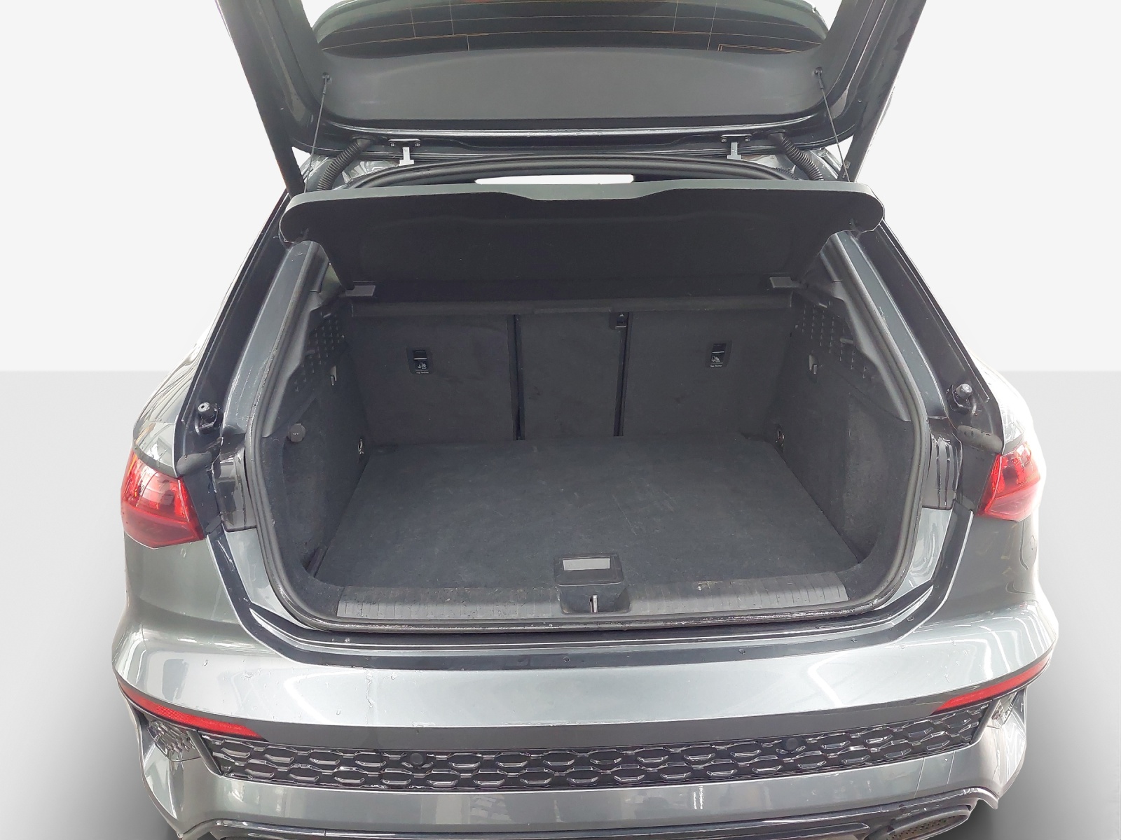 AUDI RS3 Sportback 2.5 TSI quattro S-tronic-image-12