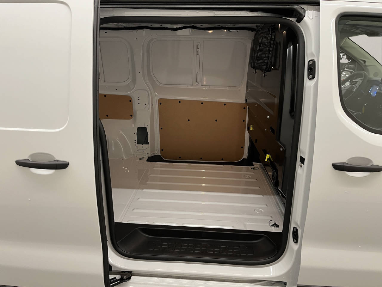 OPEL Vivaro Cargo 1.5 D 120 Energize Your Business S/S-image-11