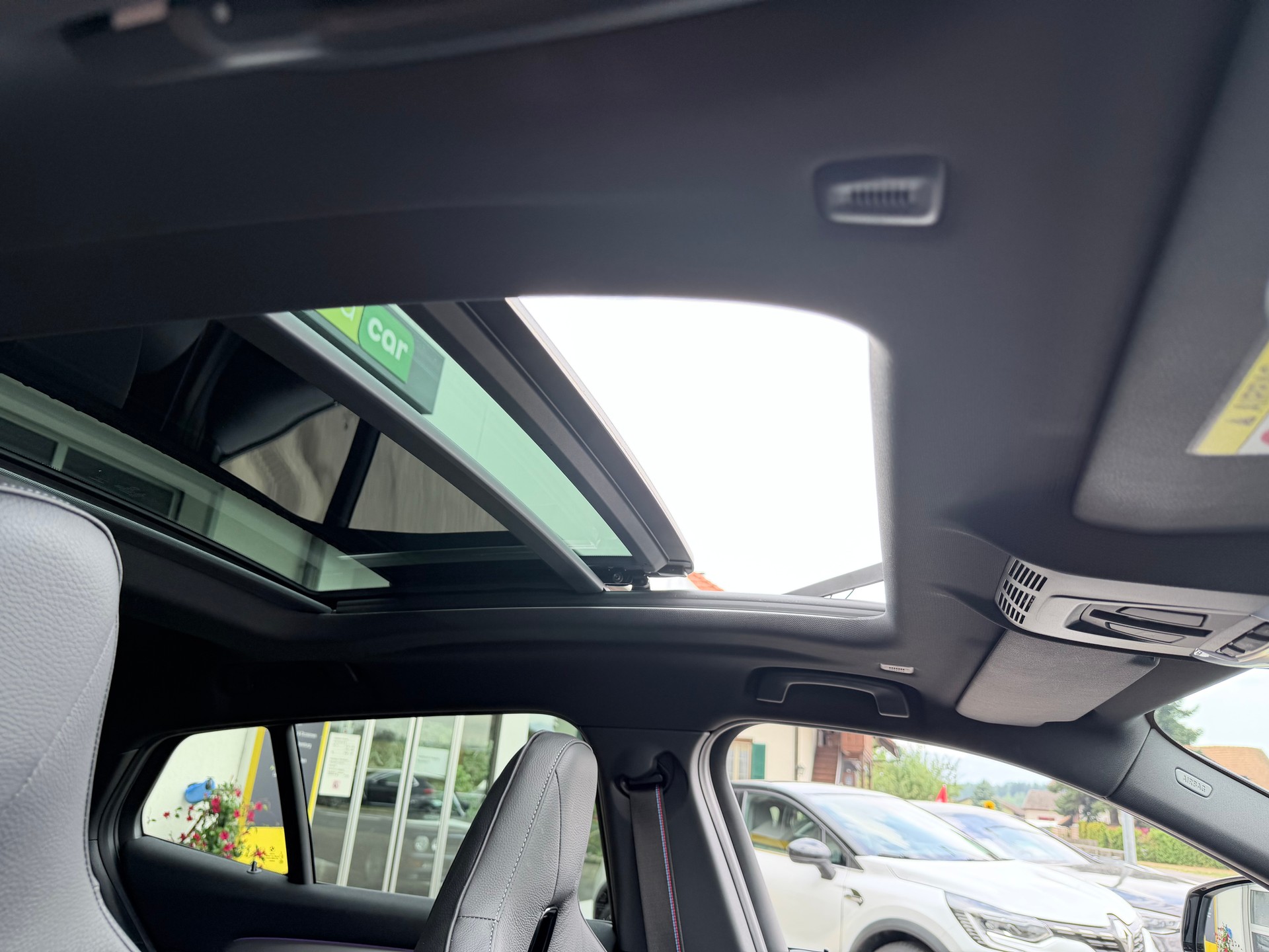 BMW X2 M35i Steptronic+++TOP AUSTATTUNG+++PANORAMA+++(CH)-image-11