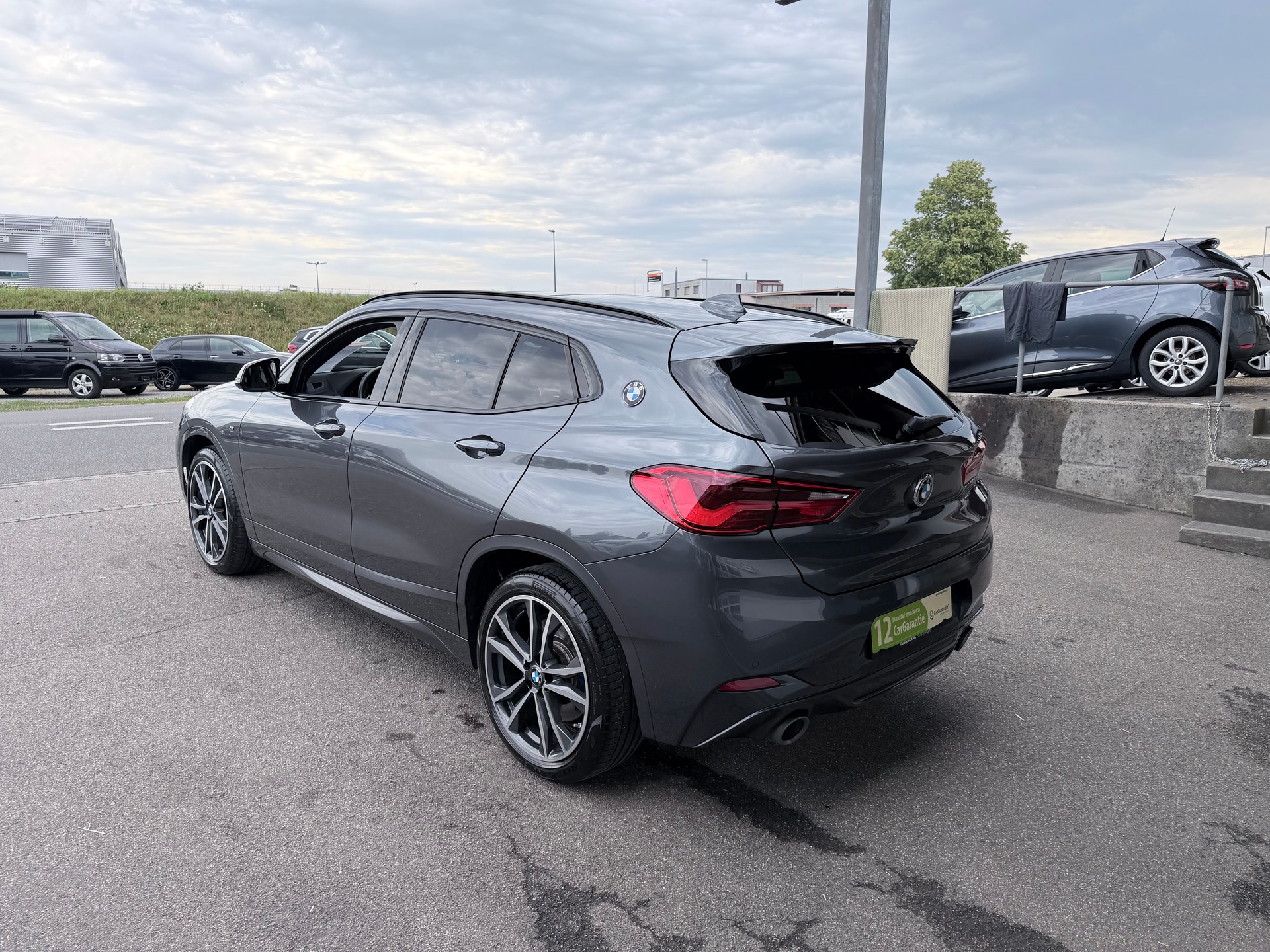 BMW X2 M35i Steptronic+++TOP AUSTATTUNG+++PANORAMA+++(CH)-image-1