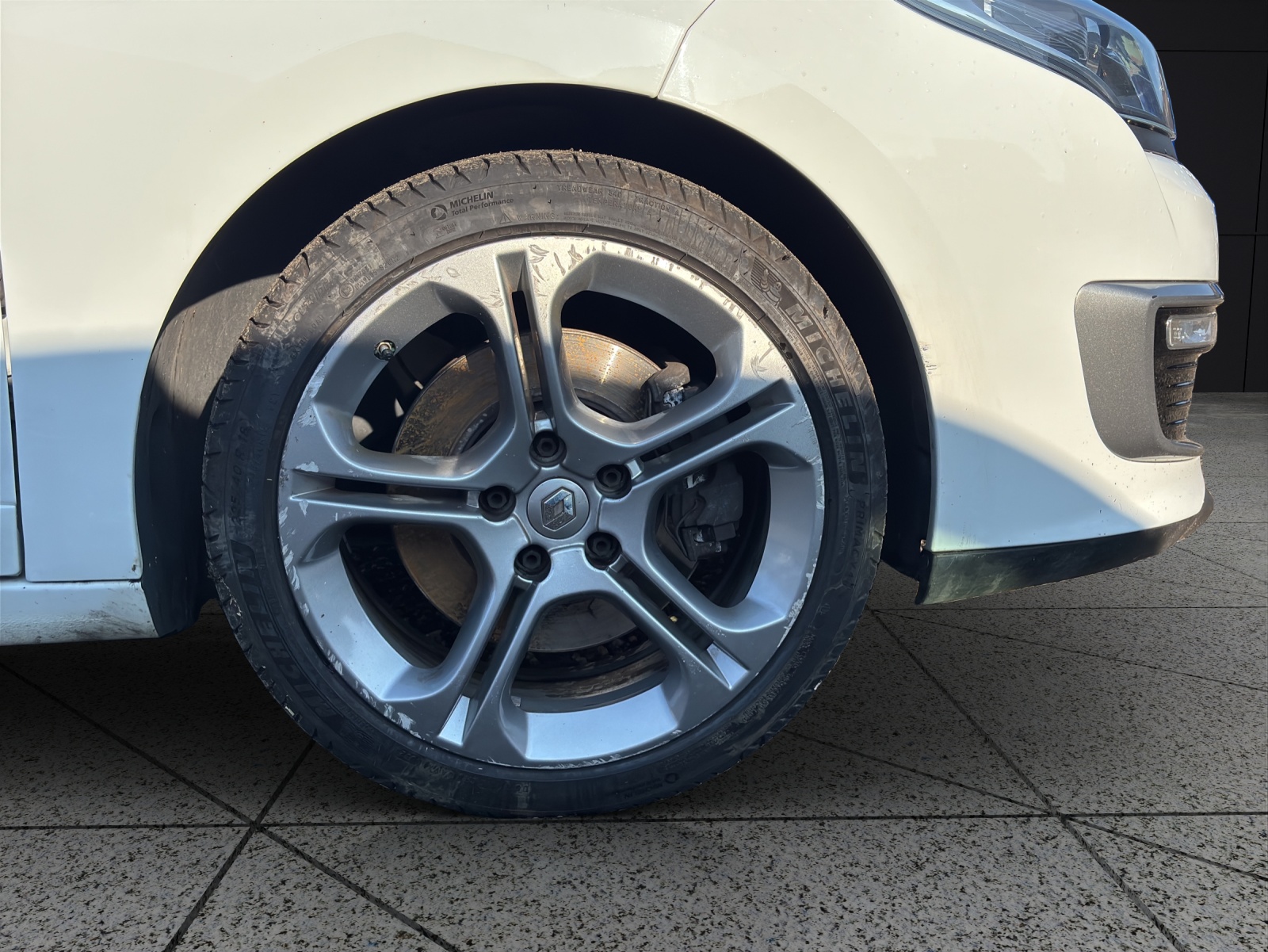 RENAULT Mégane Grandtour 2.0 16V Turbo GT-image-4