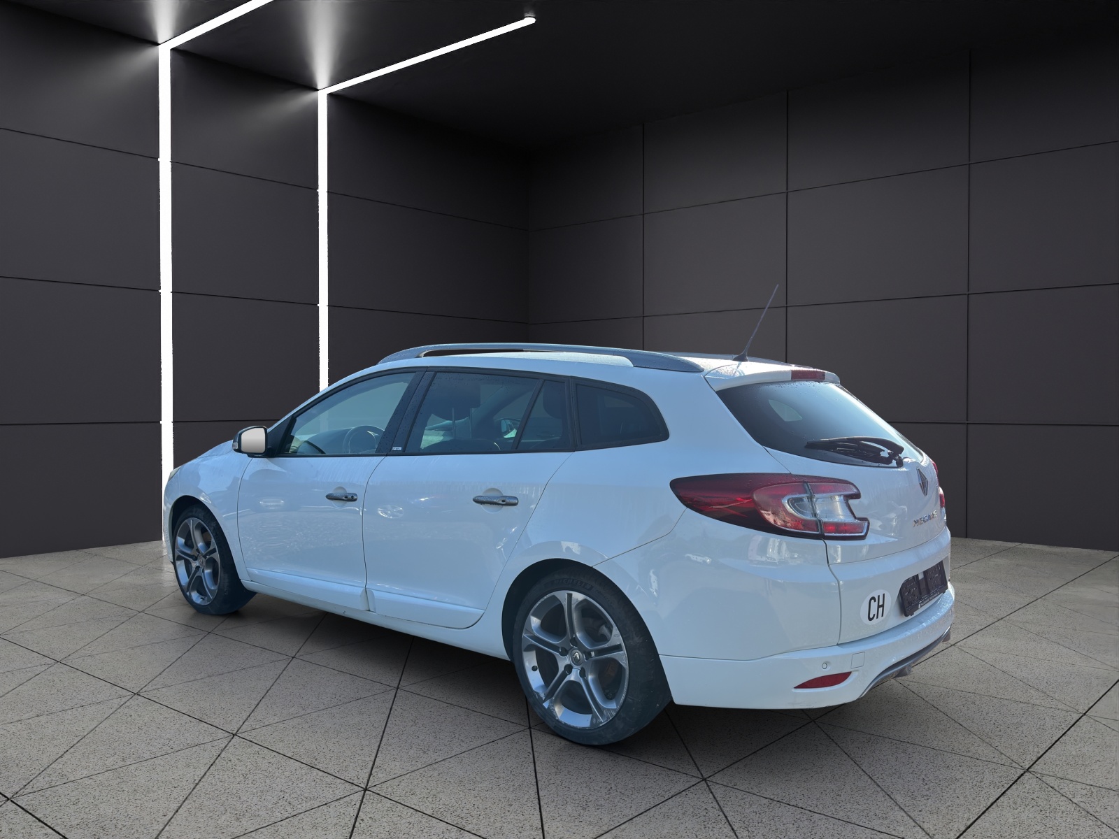 RENAULT Mégane Grandtour 2.0 16V Turbo GT-image-3