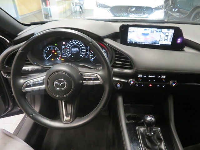 MAZDA 3 Hatchback SKYACTIV-X M Hybrid 180 Revolution-image-5